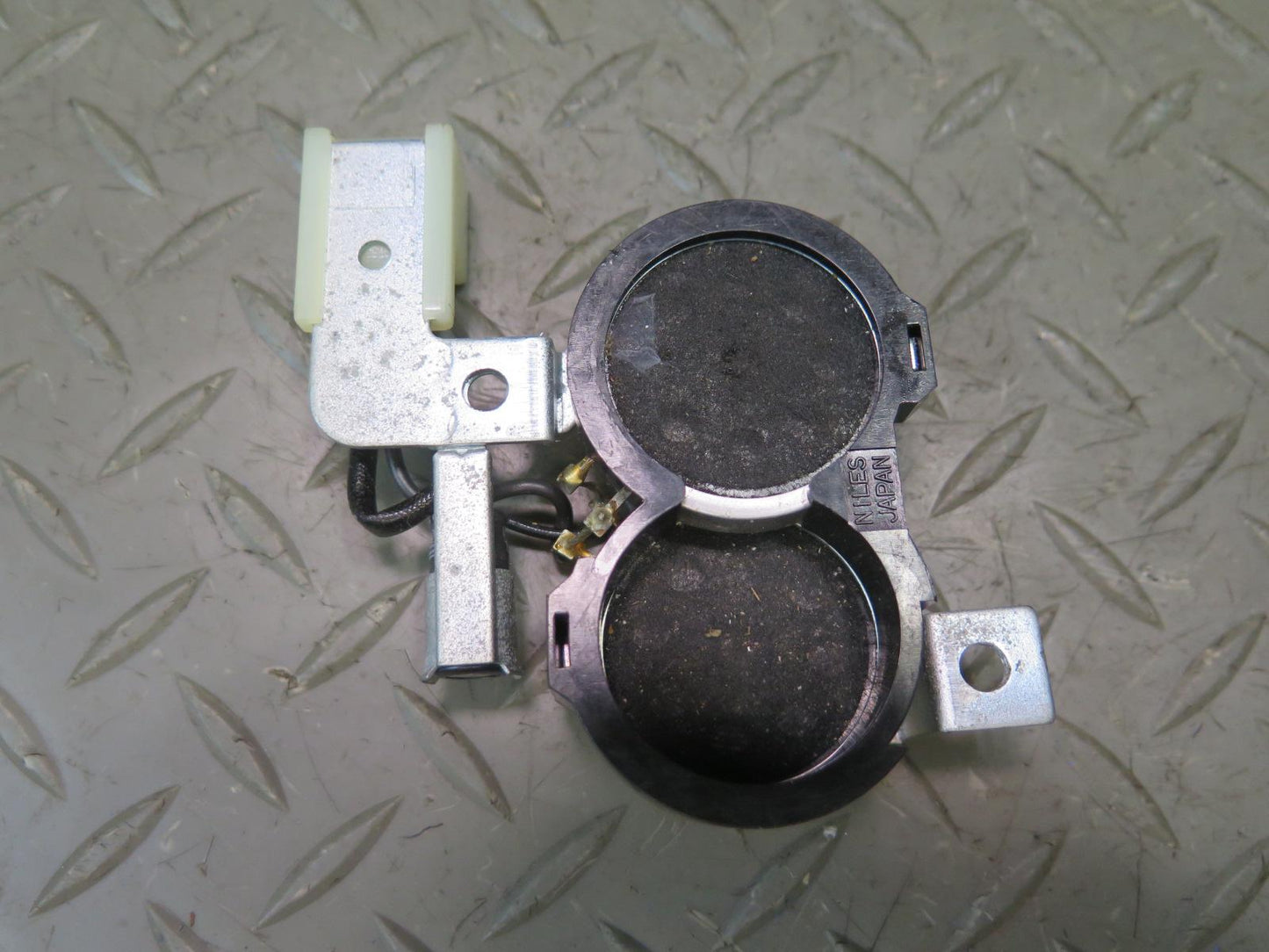 84-86 Nissan Z31 300ZX 2+0 Front Right & Left Side Tweeter Audio Speaker Set OEM