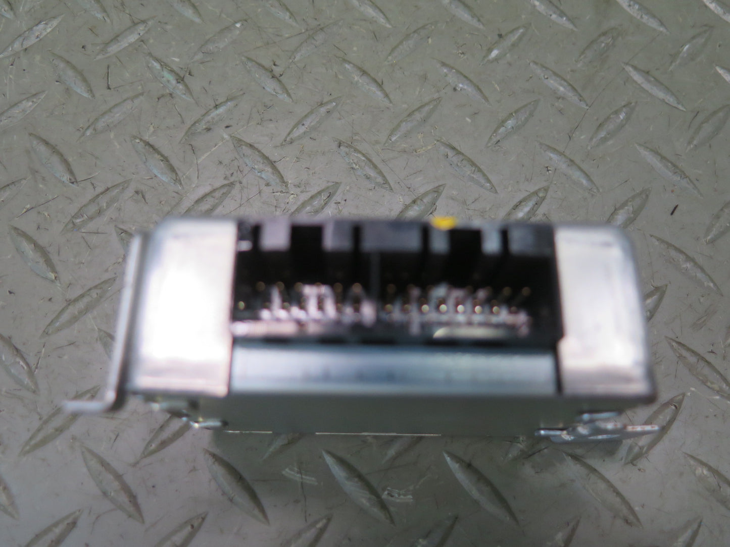 84-86 Nissan Z31 300ZX Theft Warning Control Module 28591-01P51 OEM