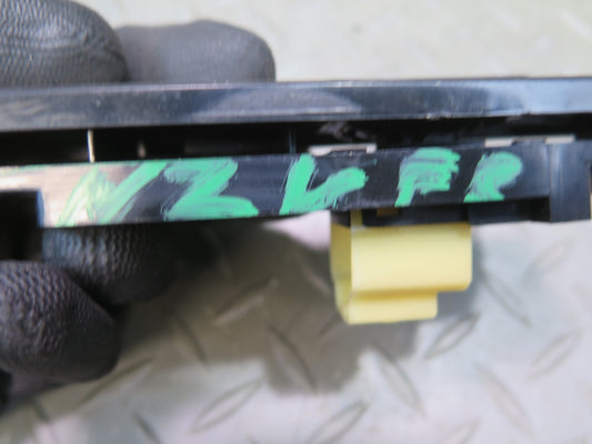 84-86 Nissan Z31 300ZX 2+0 Right Door Power Window Switch 25411-19P00 OEM