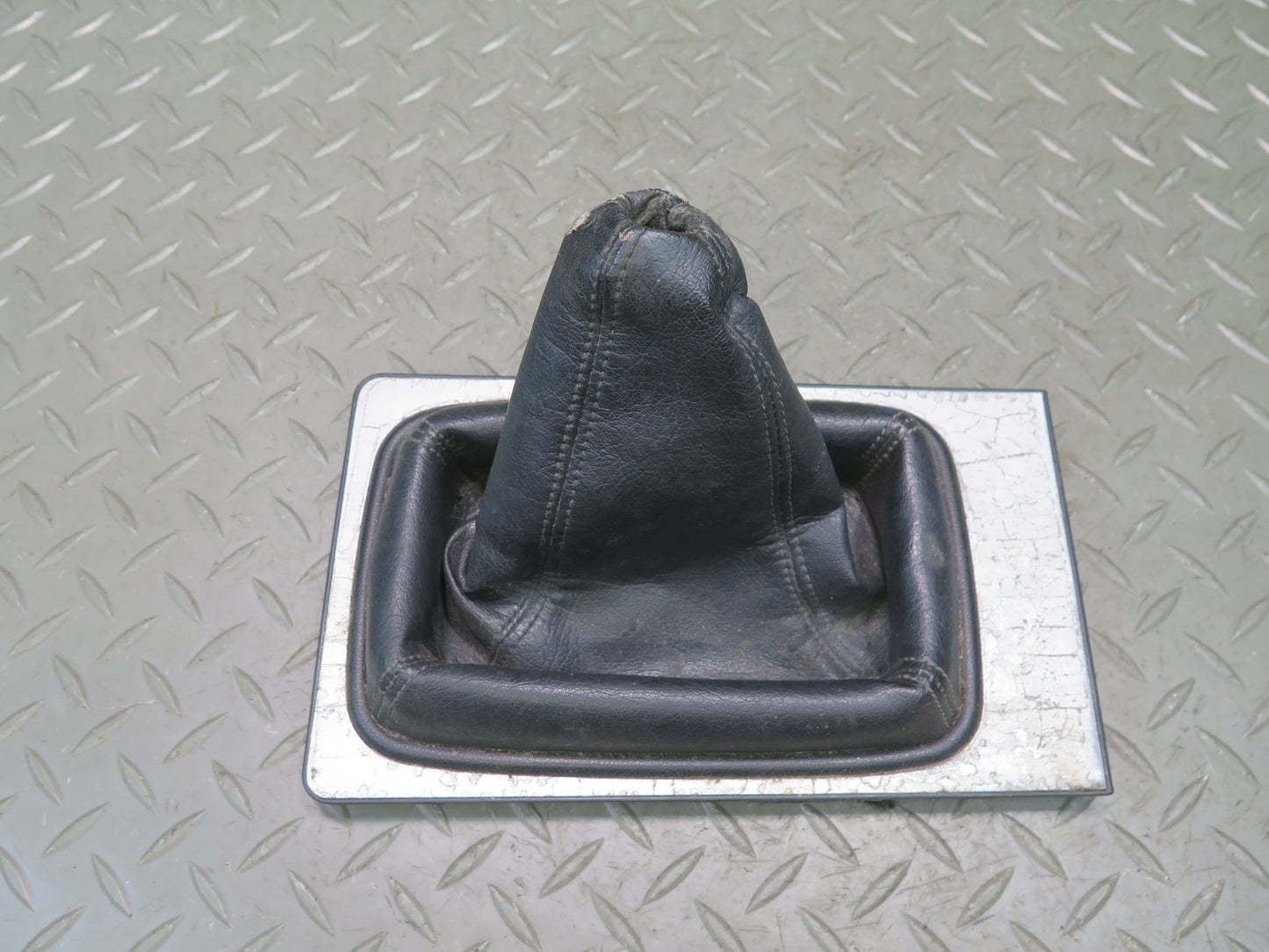 84-86 Nissan Z31 300ZX 2+0 M/T Manual Transmission Shifter Trim Cover w Boot OEM