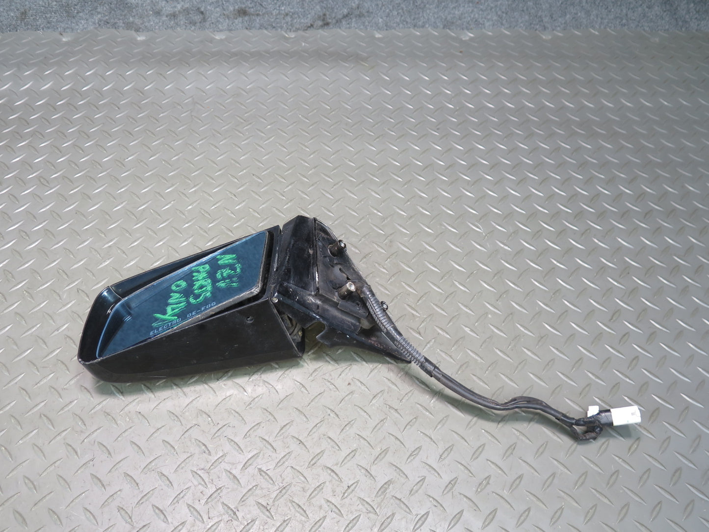 85-89 Nissan Z31 300ZX 2+0 Left Door Side View Exterior Power Heated Mirror Dmgd