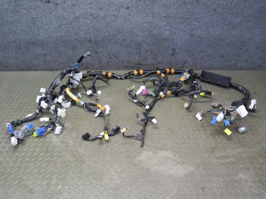 02-04 Lexus JCE10L IS300 A/T Dash Instrument Panel Wire Wiring Harness OEM