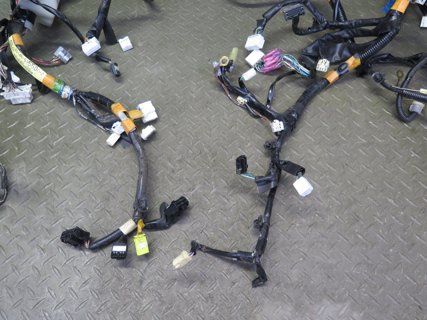 02-04 Lexus JCE10L IS300 A/T Dash Instrument Panel Wire Wiring Harness OEM