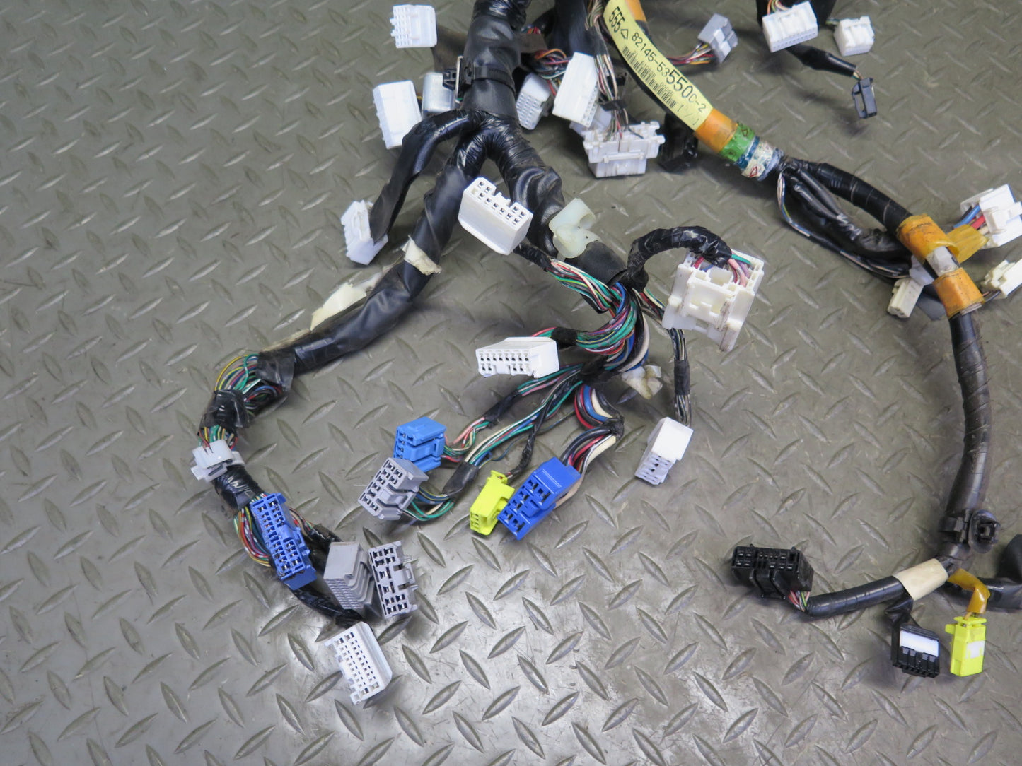 02-04 Lexus JCE10L IS300 A/T Dash Instrument Panel Wire Wiring Harness OEM