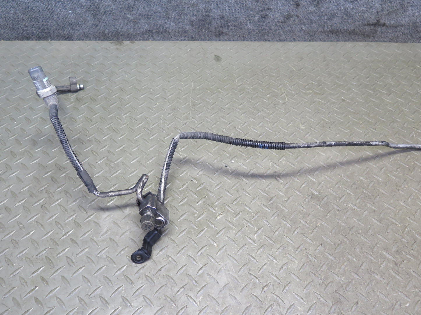 02-05 Lexus JCE10L IS300 A/C Air Condition Pressure Hose Pipe Line Set OEM