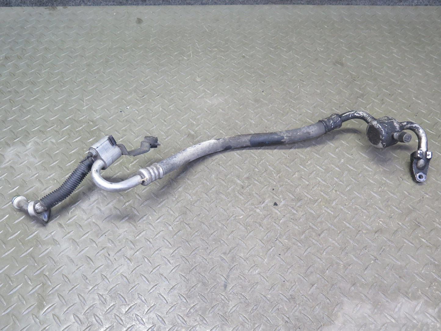 02-05 Lexus JCE10L IS300 A/C Air Condition Pressure Hose Pipe Line Set OEM