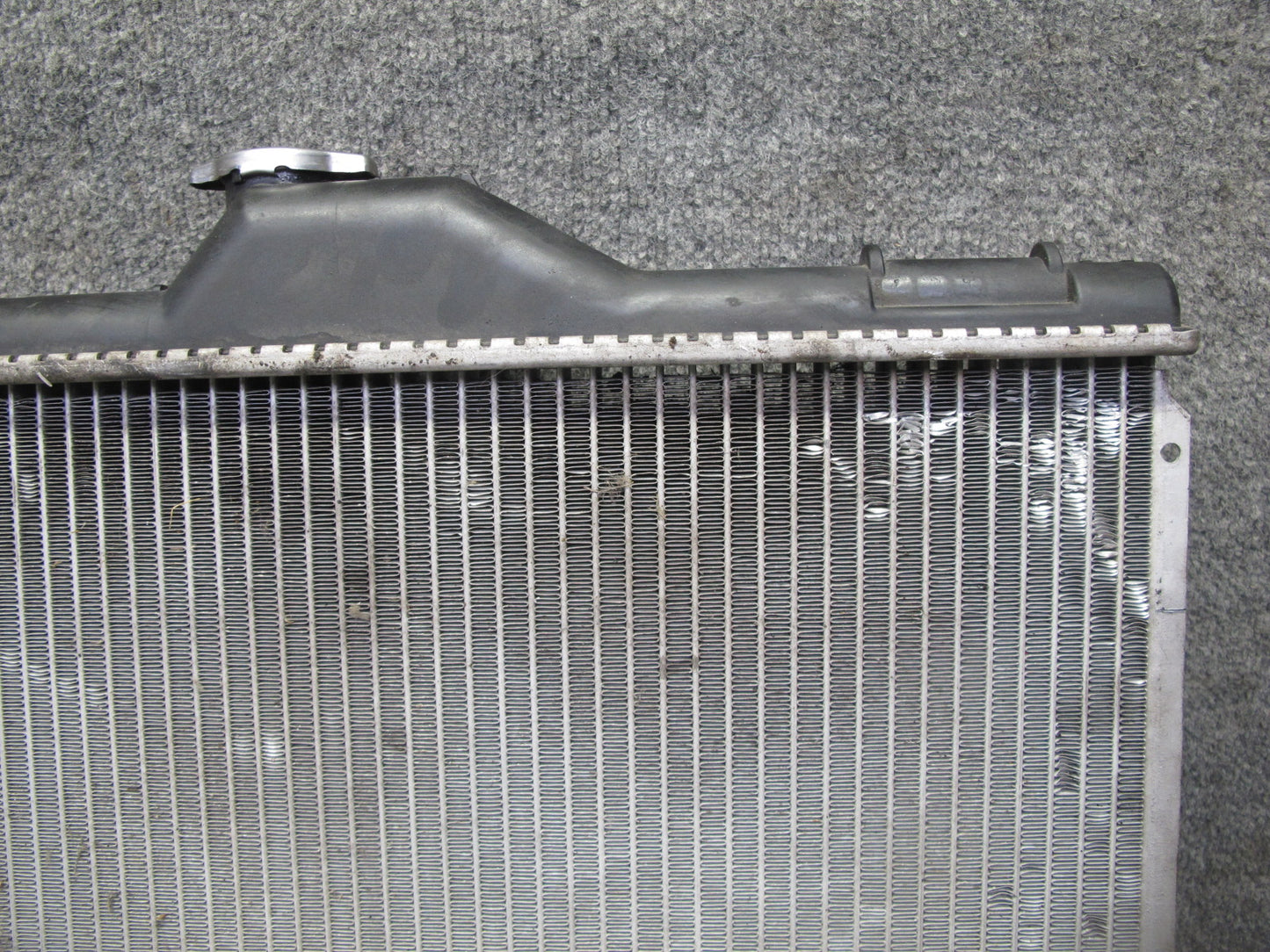 01-05 Lexus JCE10L IS300 Aftermarket Engine Cooling Radiator