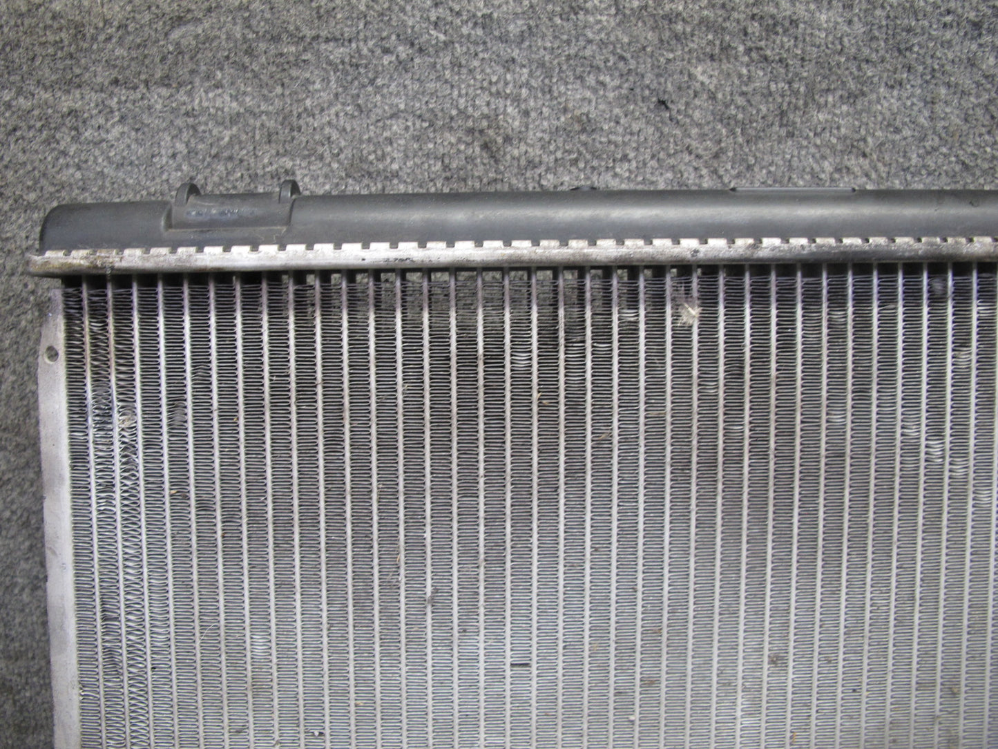 01-05 Lexus JCE10L IS300 Aftermarket Engine Cooling Radiator