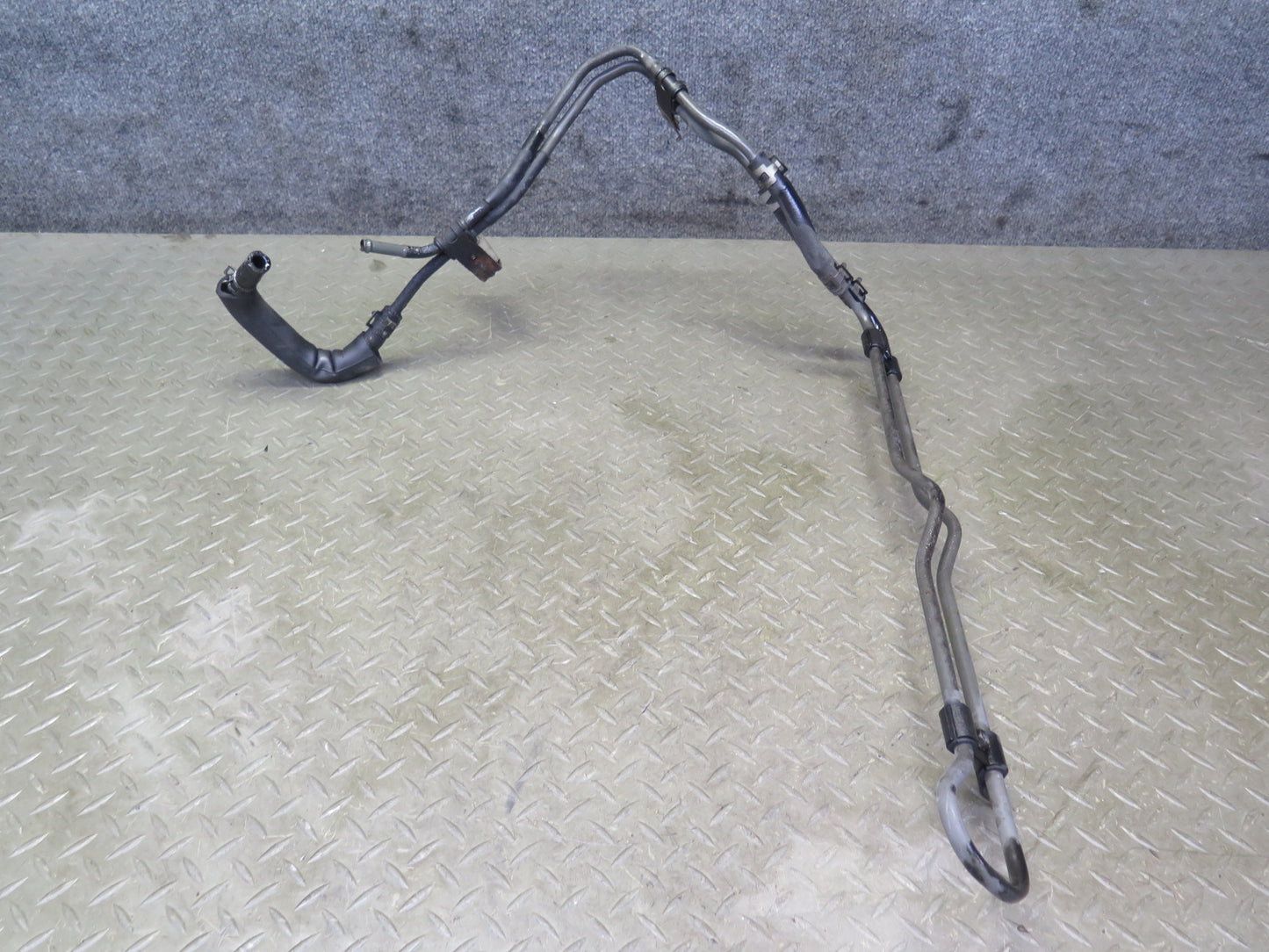 01-05 Lexus JCE10L IS300 Power Steering Oil Cooler Cooling Pipe Line Hose OEM