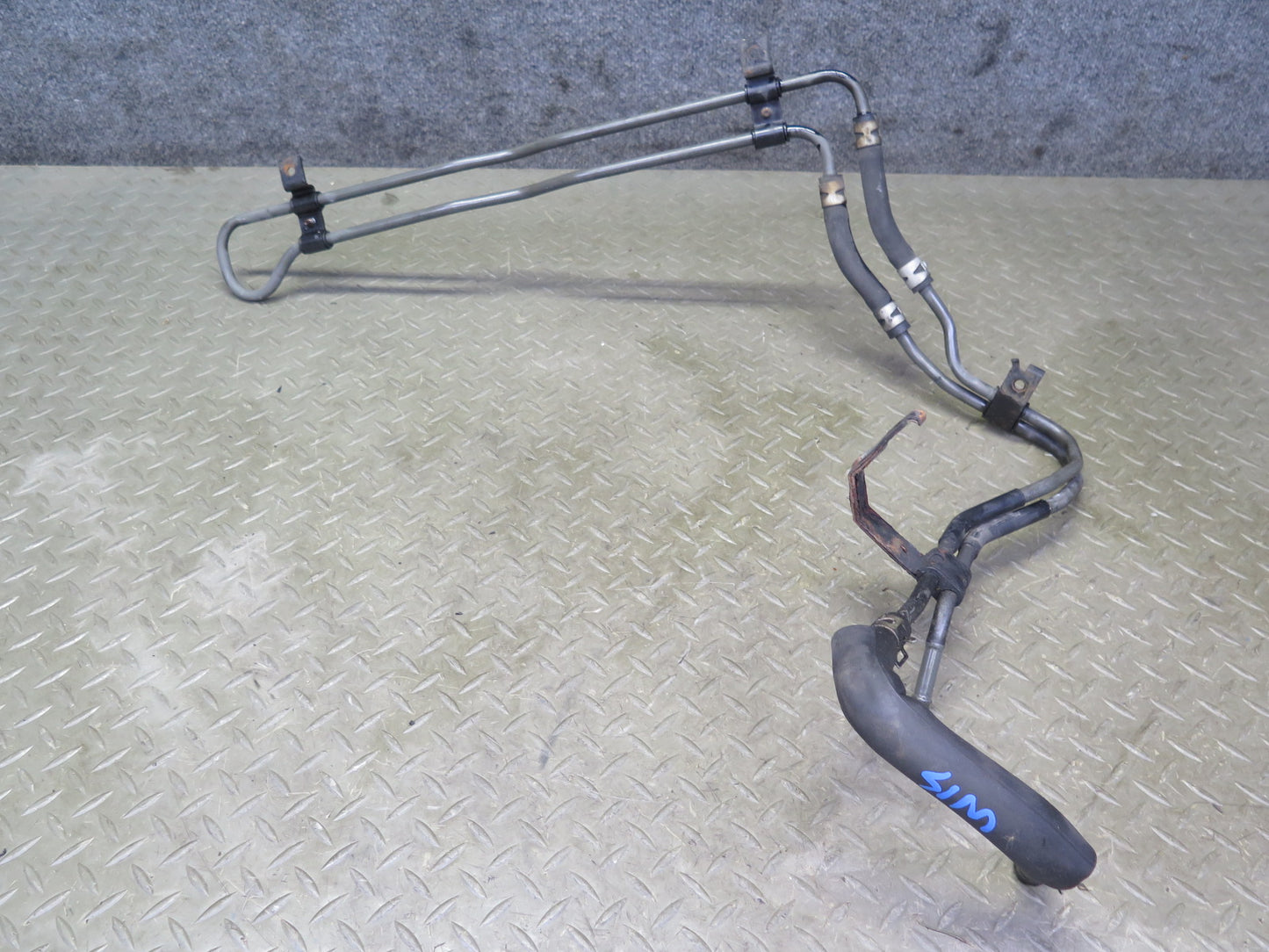 01-05 Lexus JCE10L IS300 Power Steering Oil Cooler Cooling Pipe Line Hose OEM