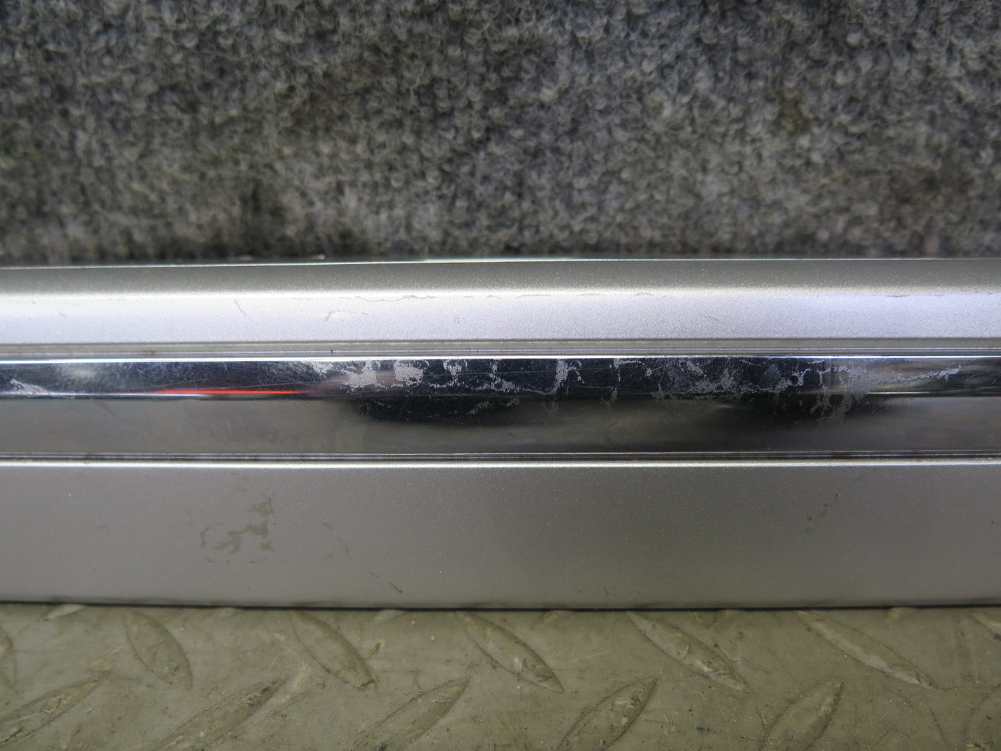 04-06 Lexus UCF30L LS430 Rear Trunk License Light Trim Molding Cover Panel OEM