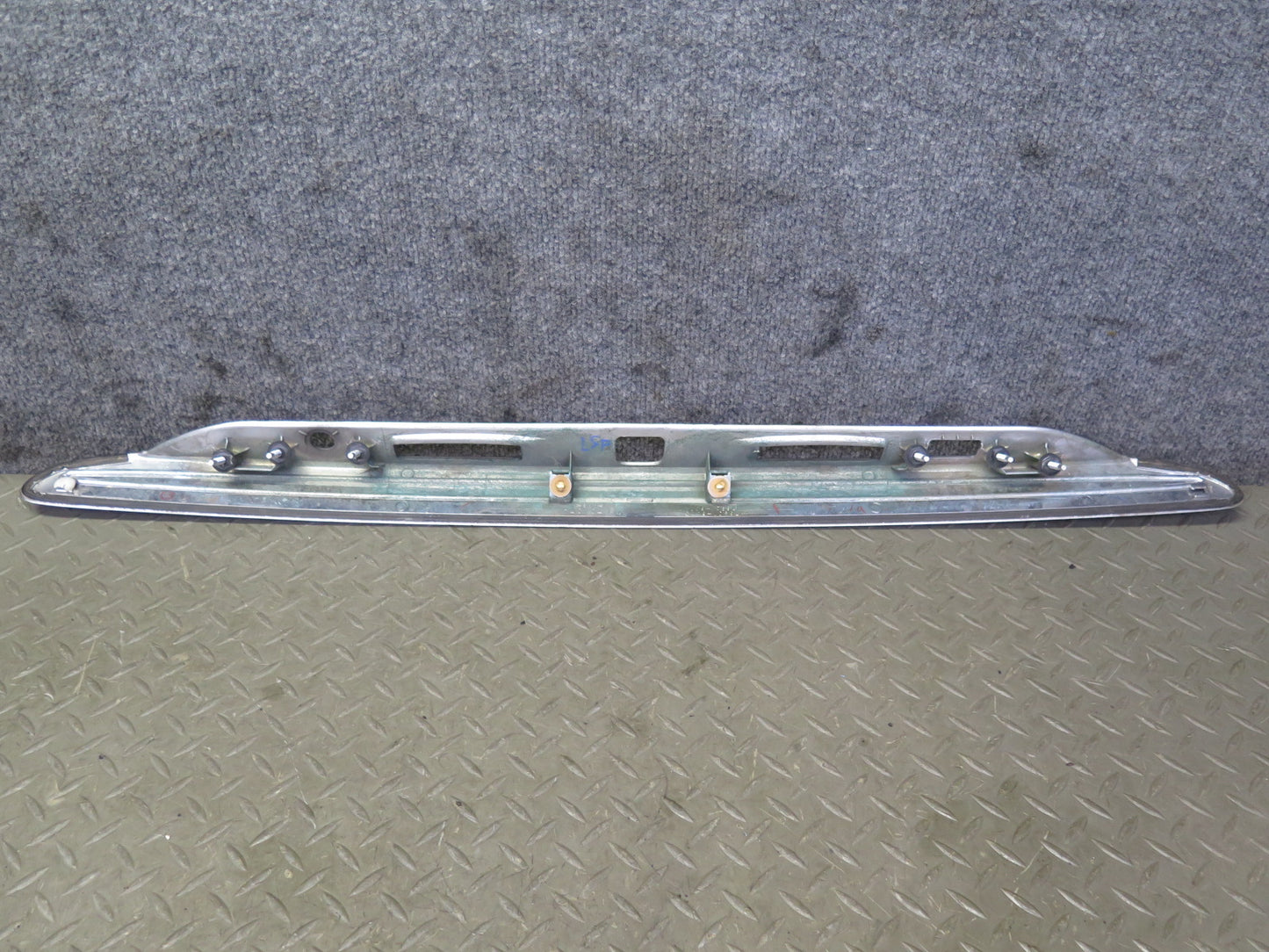 04-06 Lexus UCF30L LS430 Rear Trunk License Light Trim Molding Cover Panel OEM