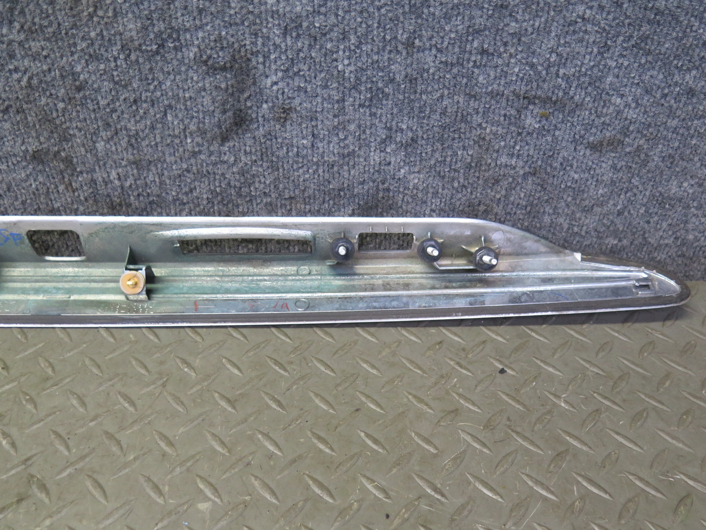 04-06 Lexus UCF30L LS430 Rear Trunk License Light Trim Molding Cover Panel OEM
