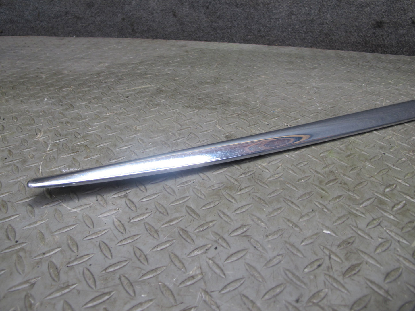 2014-2020 Infiniti QX60 Front Right Door Chrome Lower Trim Molding