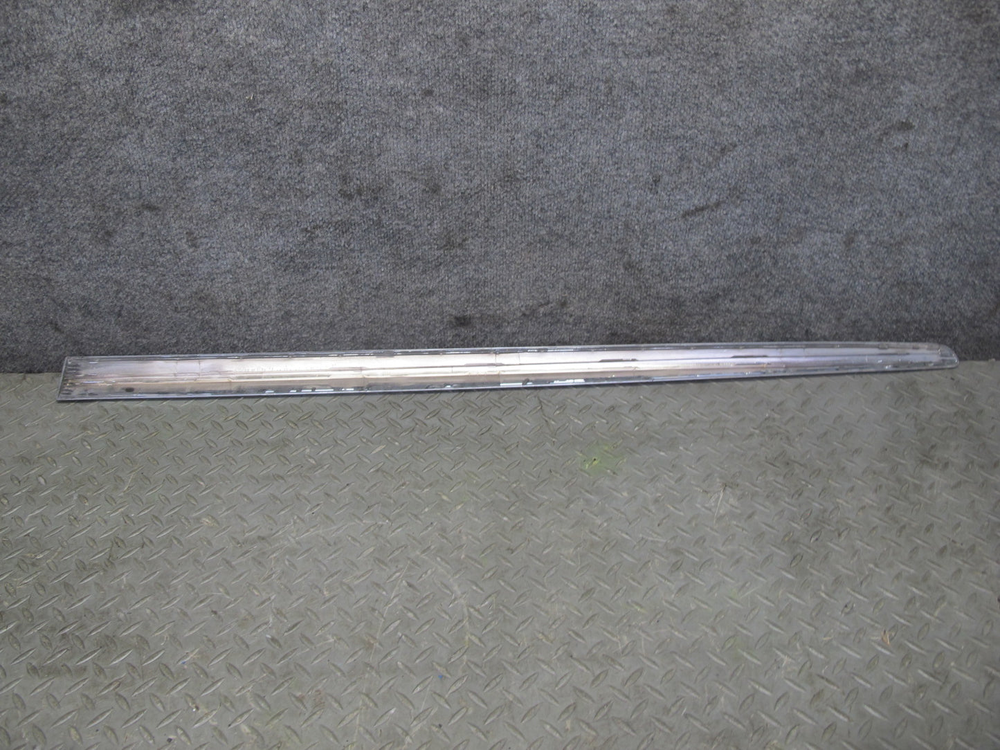 2014-2020 Infiniti QX60 Front Right Door Chrome Lower Trim Molding