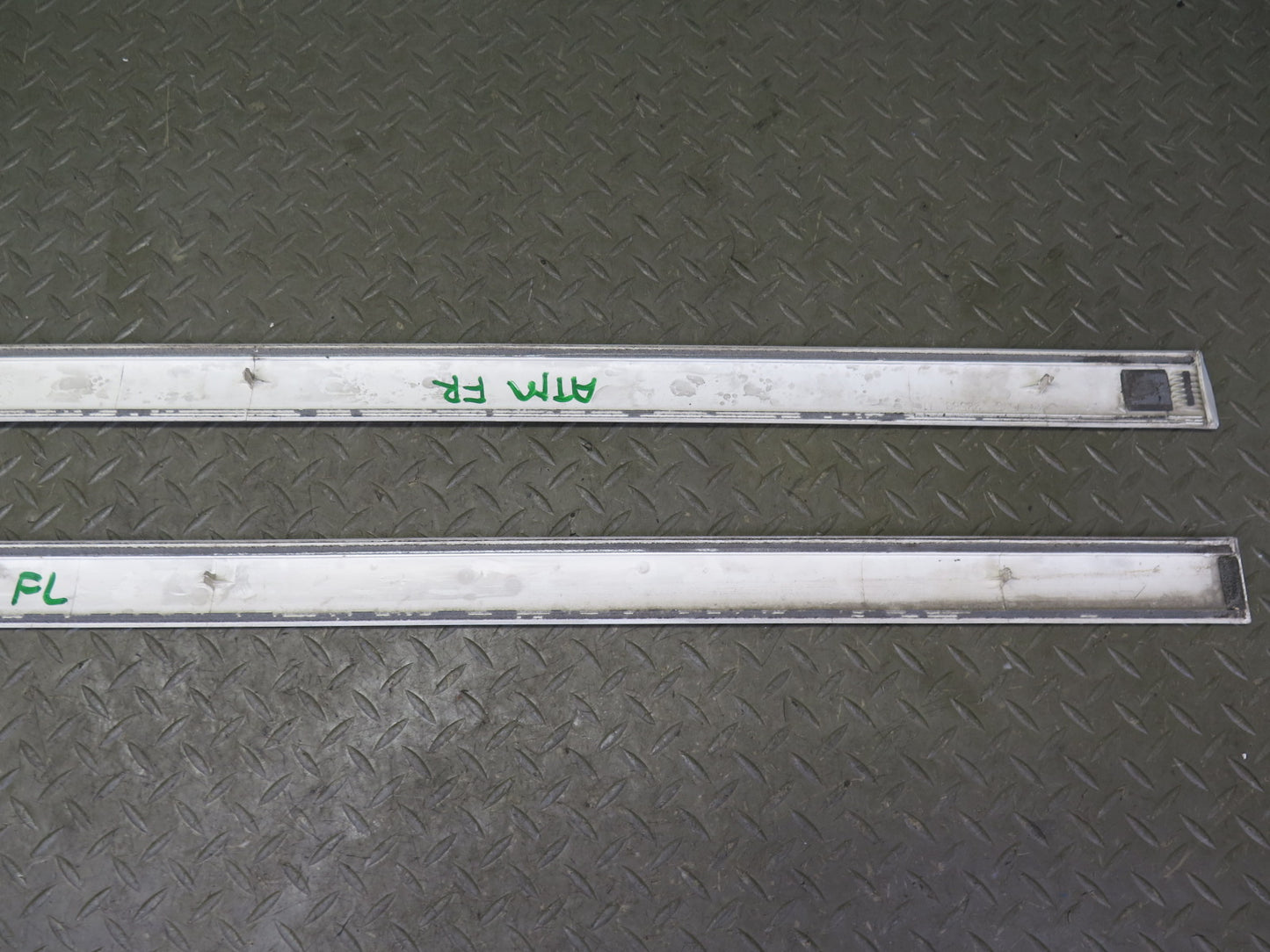 96-00 Toyota MARK2 JZX100 Fender Front & Rear Door Trim Molding Set of 6