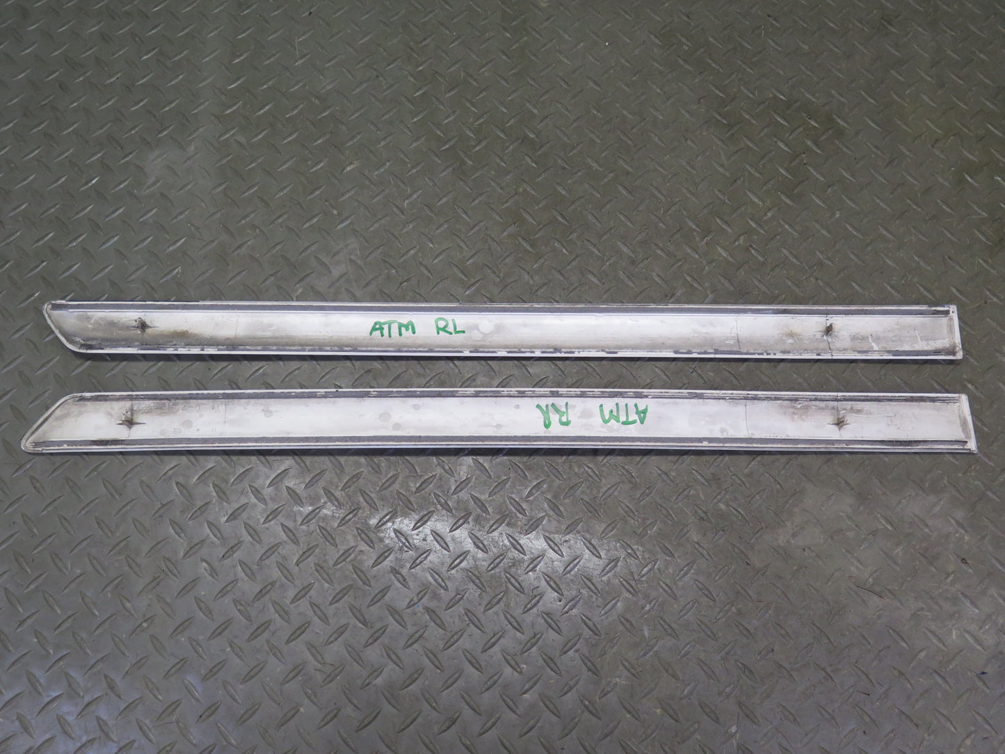 96-00 Toyota MARK2 JZX100 Fender Front & Rear Door Trim Molding Set of 6