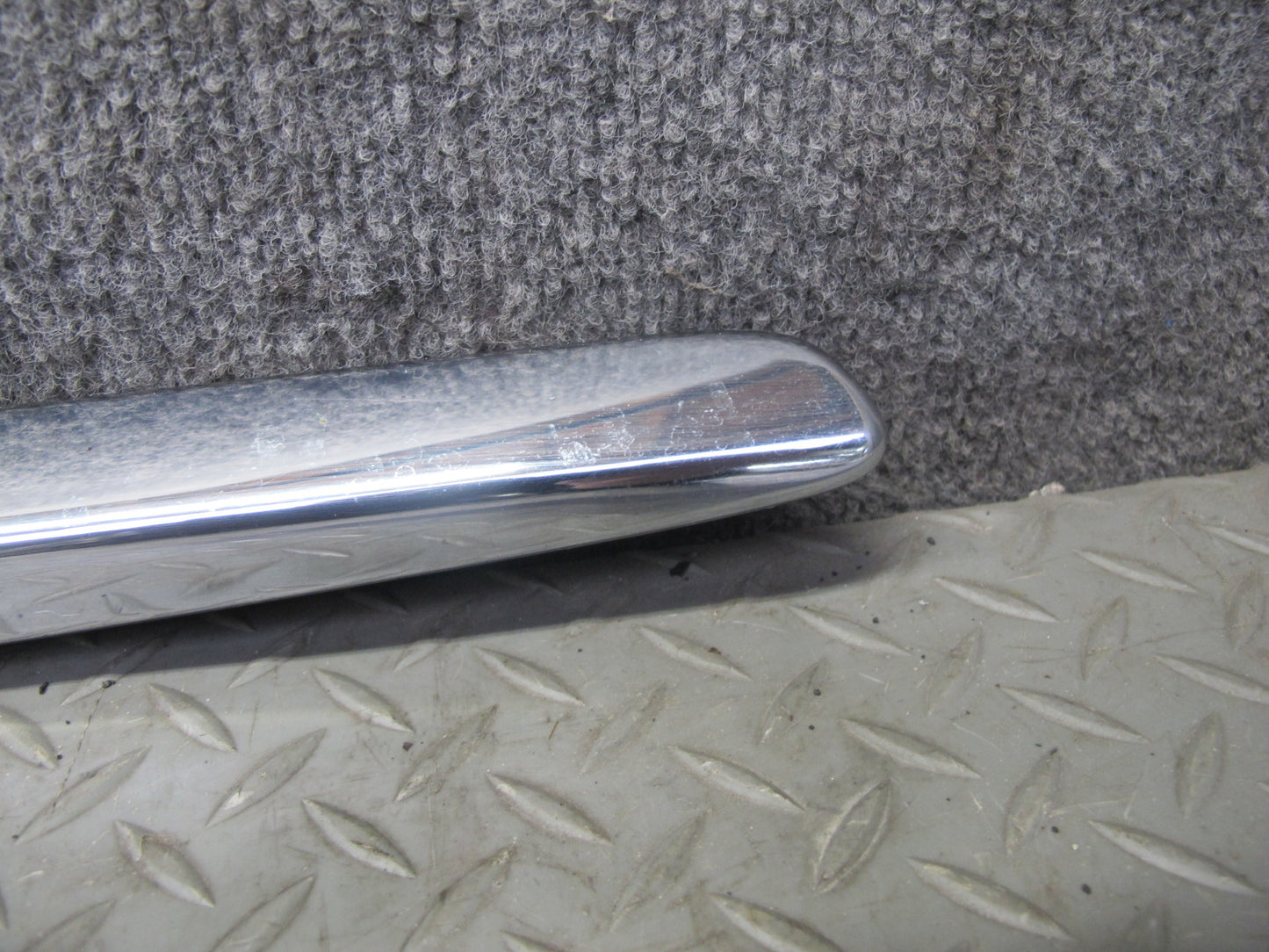 2014-2020 Infiniti QX60 Front Left Door Chrome Lower Trim Molding