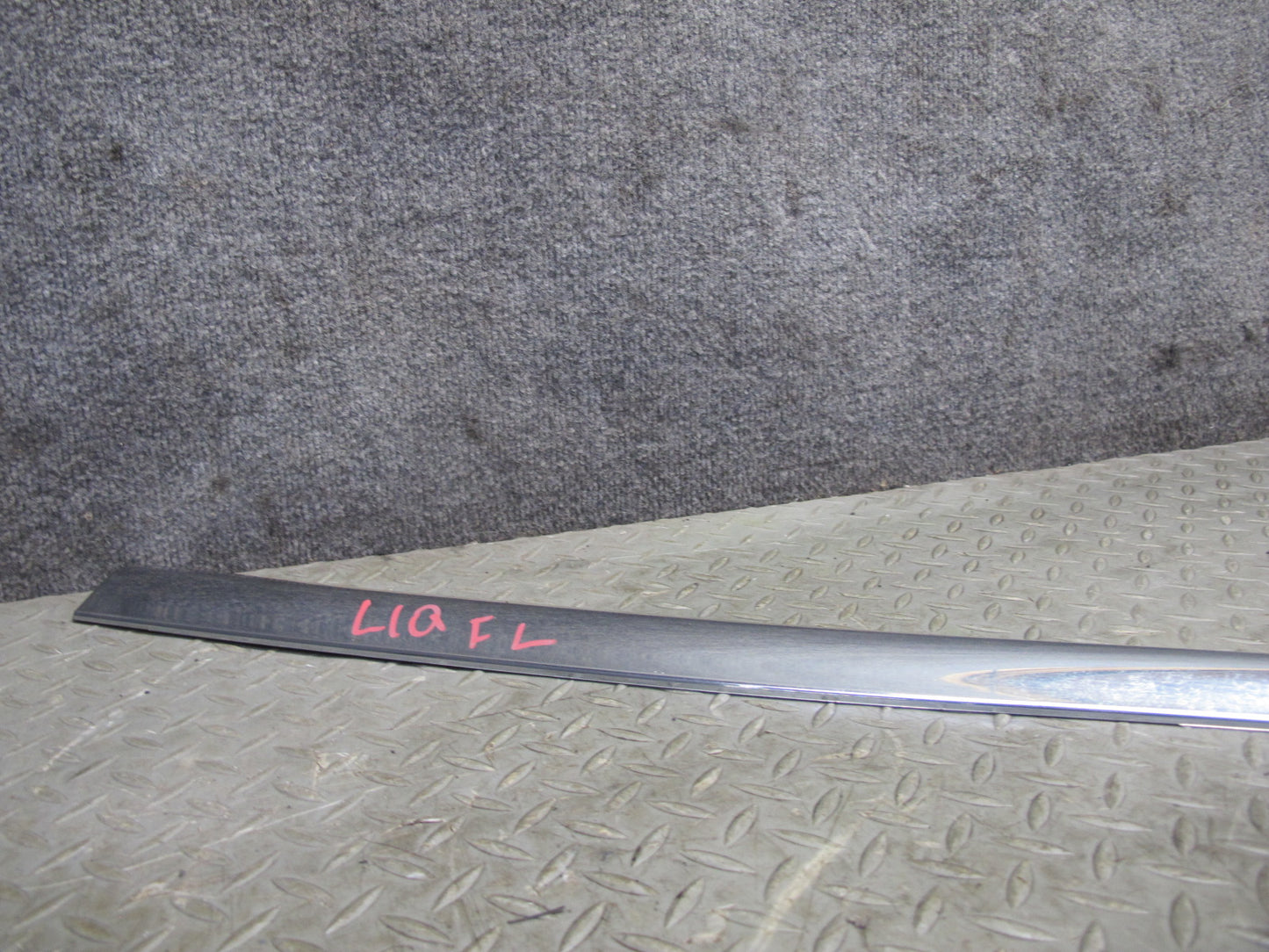 2014-2020 Infiniti QX60 Front Left Door Chrome Lower Trim Molding