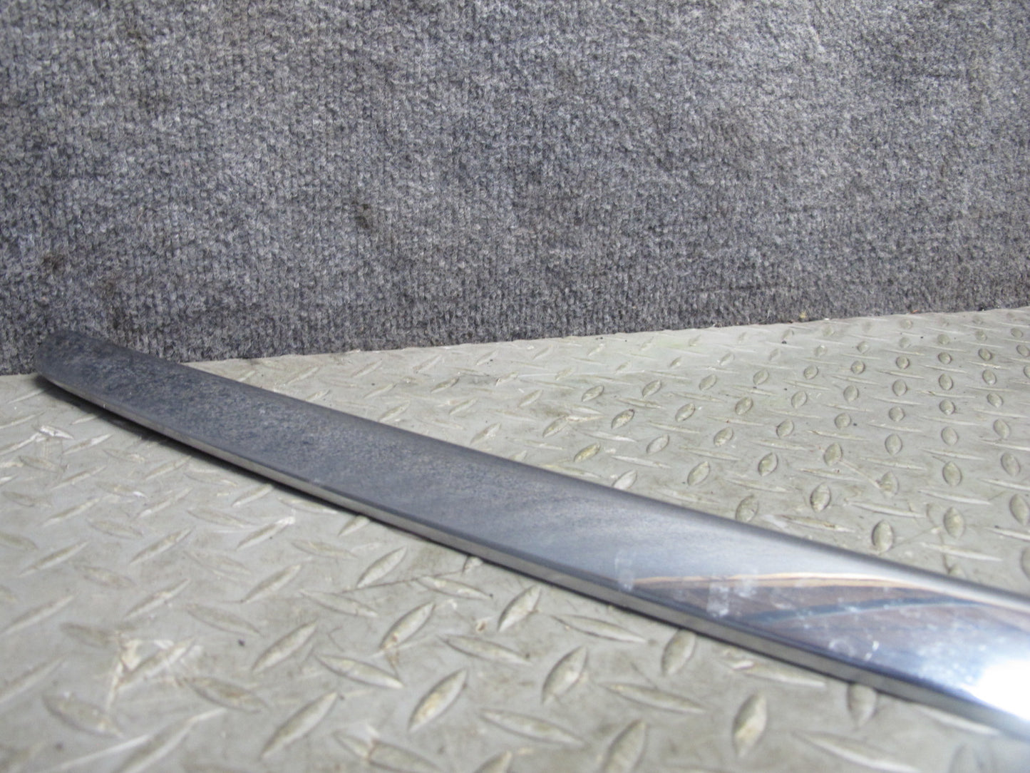 2014-2020 Infiniti QX60 Front Left Door Chrome Lower Trim Molding