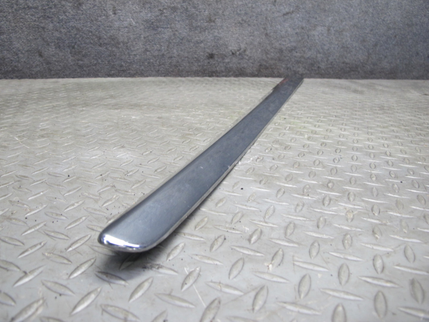 2014-2020 Infiniti QX60 Front Left Door Chrome Lower Trim Molding