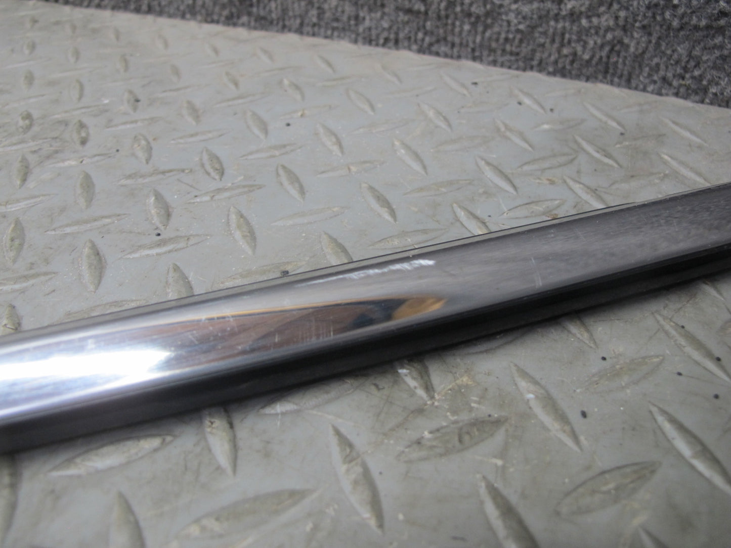 2014-2020 Infiniti QX60 Rear Right Door Window Chrome Trim Molding Set of 2