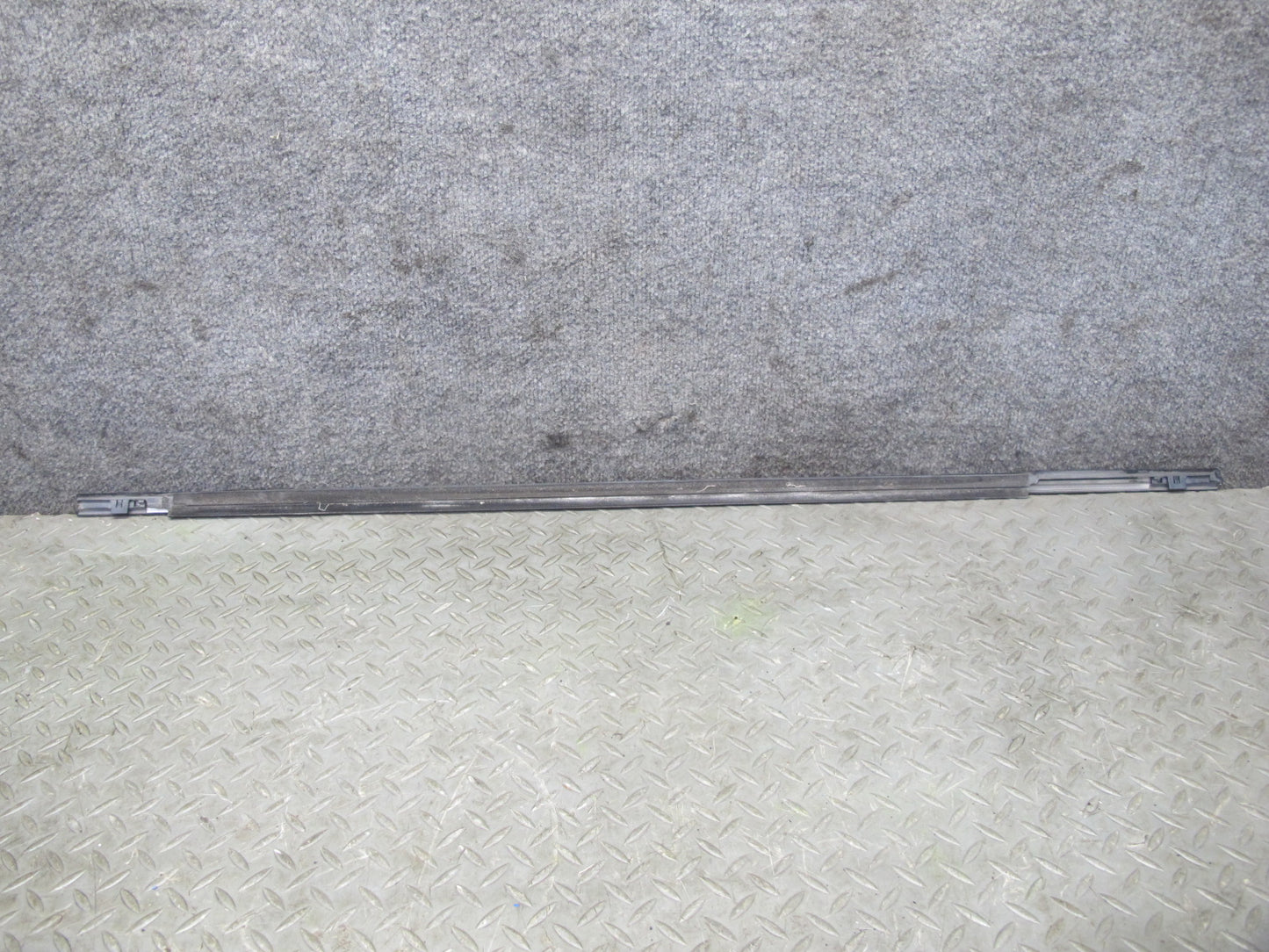 2014-2020 Infiniti QX60 Rear Right Door Window Chrome Trim Molding Set of 2