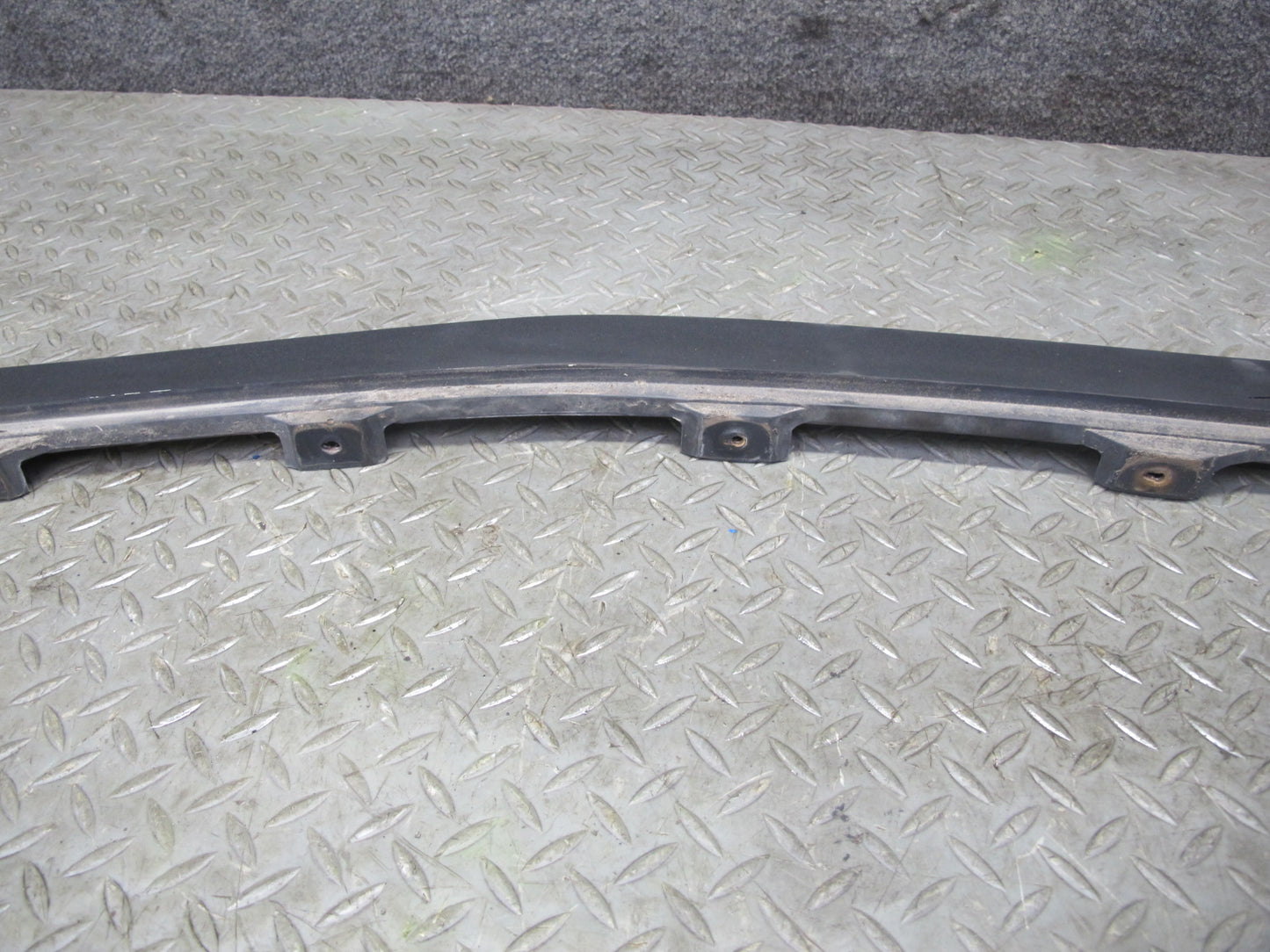 73-89 Mercedes R107 Front Bumper Rubber Filler Trim Panel Cover 1078800744 OEM