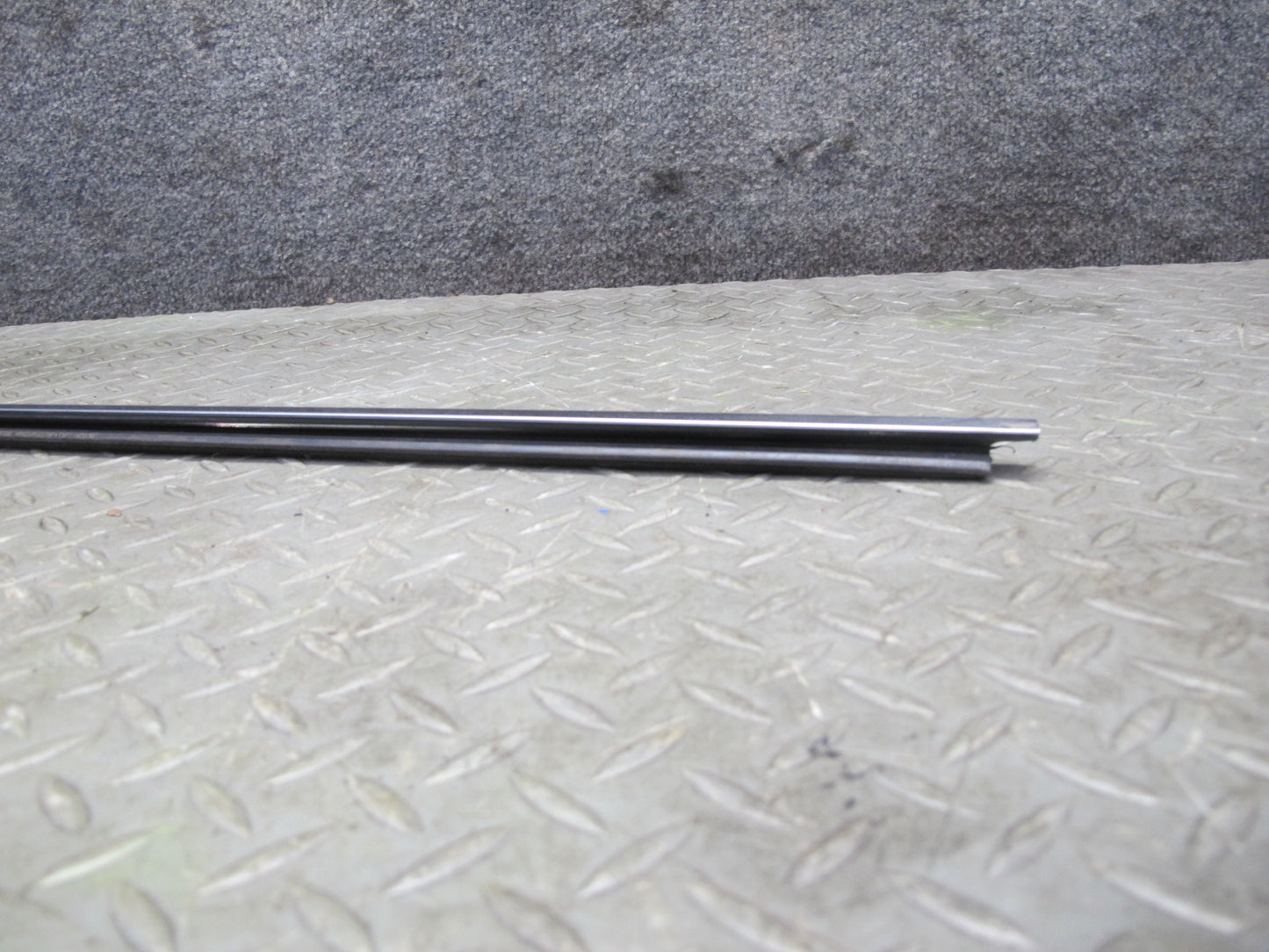 2014-2020 Infiniti QX60 Front Right Door Window Chrome Trim Molding