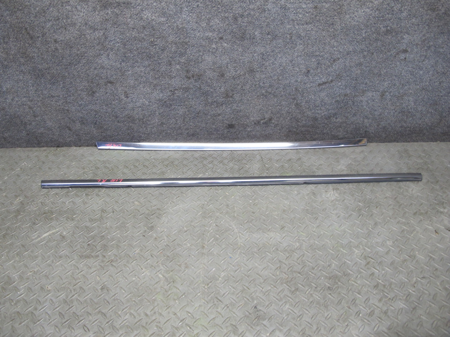 2014-2020 Infiniti QX60 Rear Left Door Window Chrome Trim Molding Set of 2