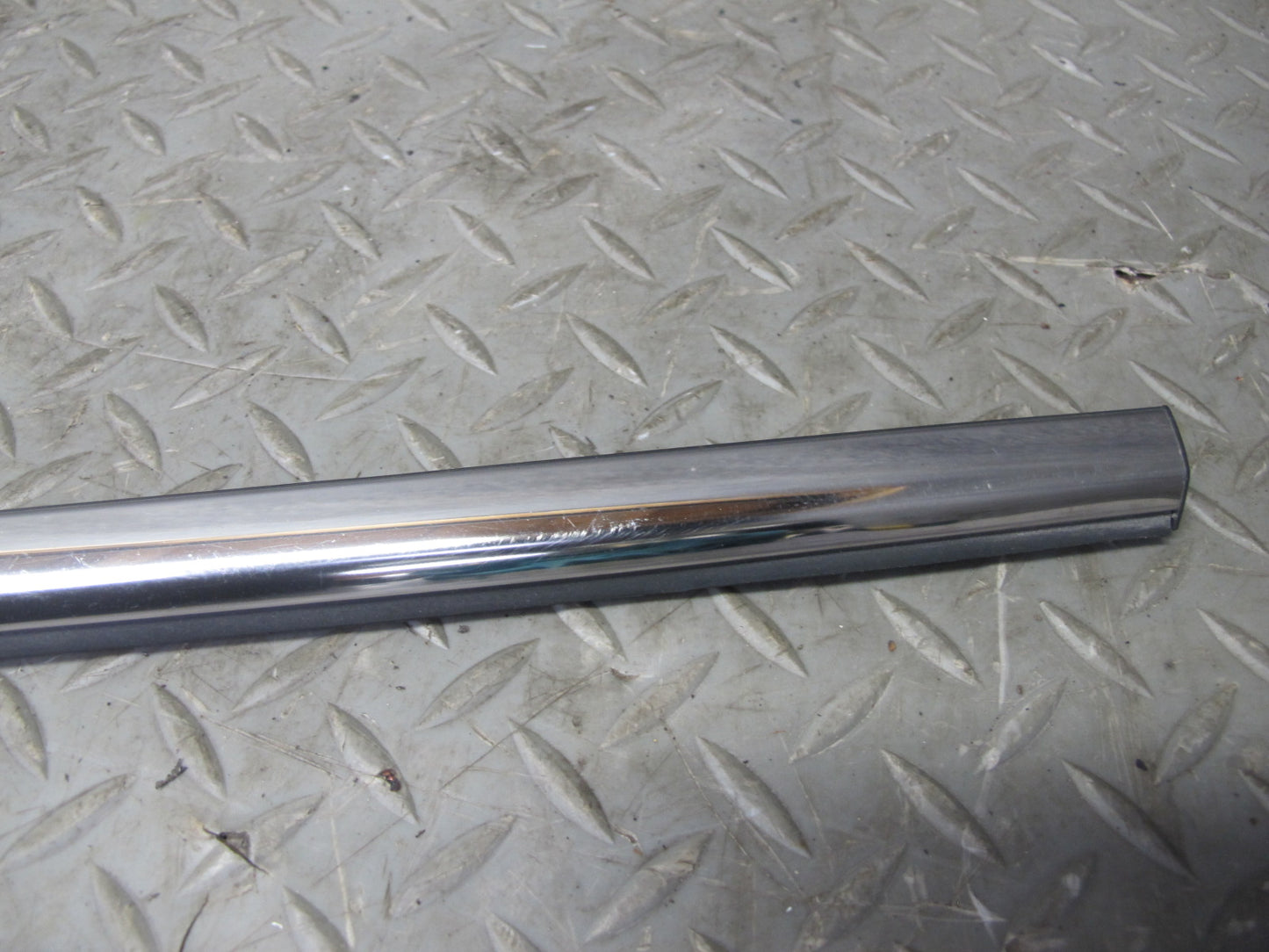 2014-2020 Infiniti QX60 Rear Left Door Window Chrome Trim Molding Set of 2