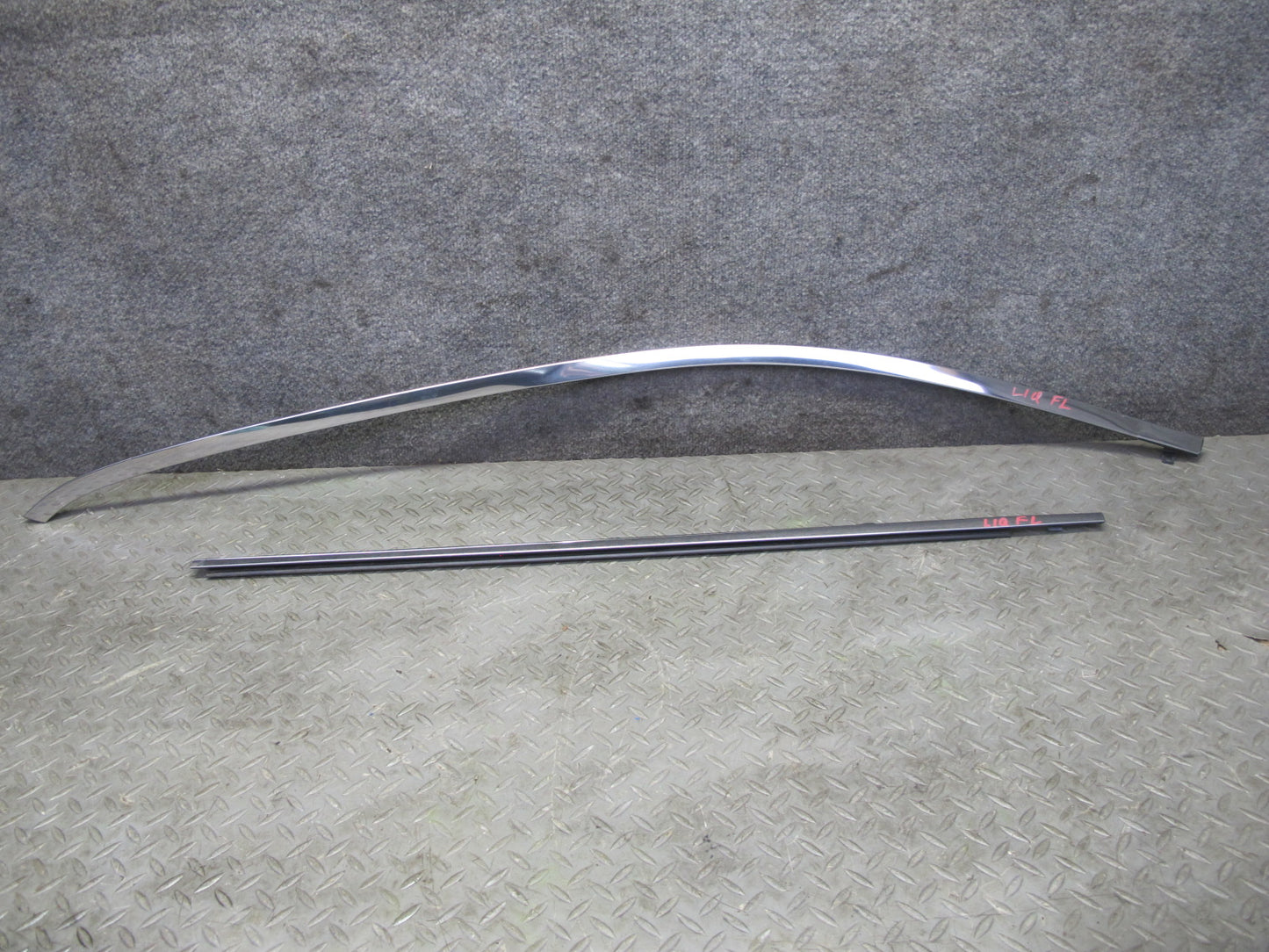 2014-2020 Infiniti QX60 Front Left Door Window Chrome Trim Molding Set of 2