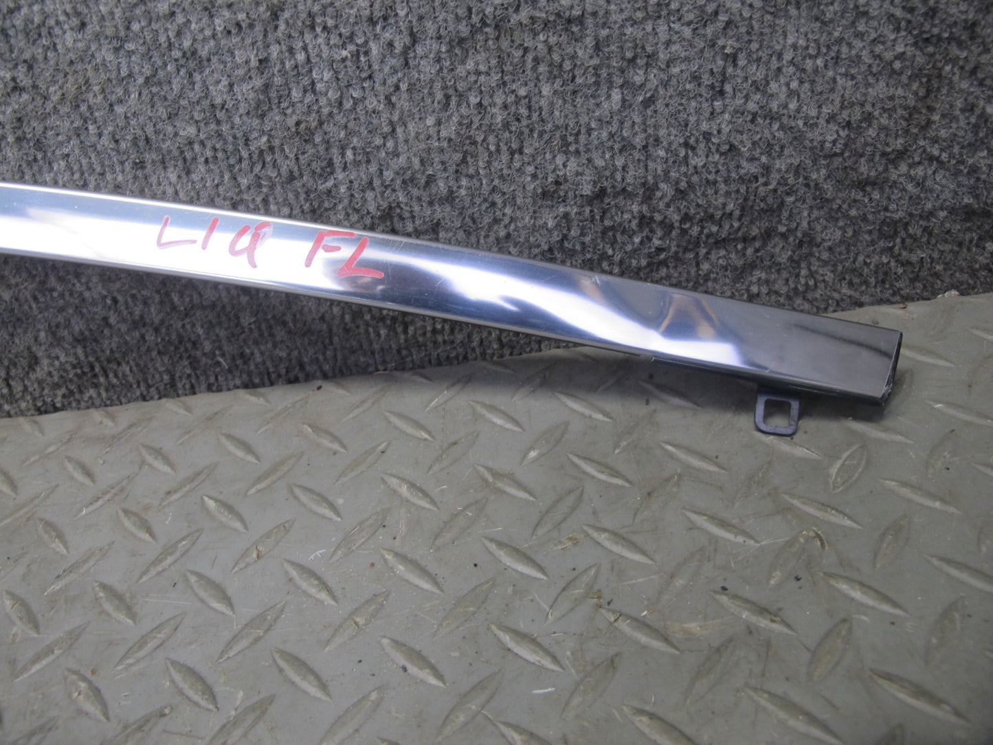 2014-2020 Infiniti QX60 Front Left Door Window Chrome Trim Molding Set of 2