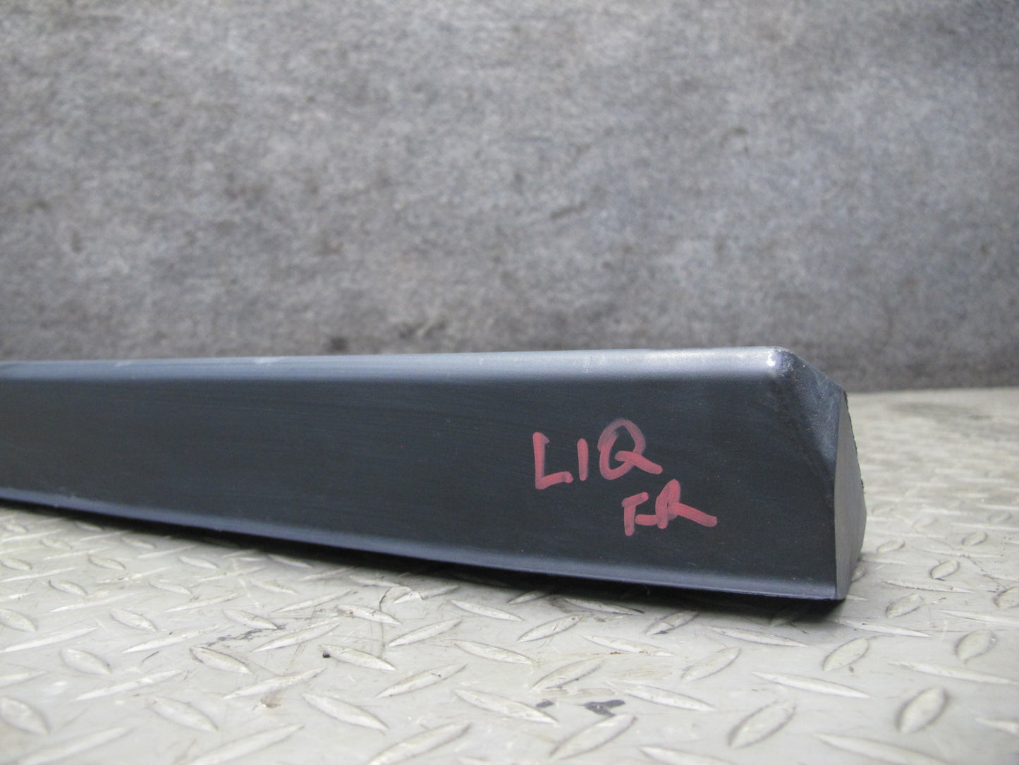 2013-2015 Infiniti QX60 Front Right Door Lower Trim Molding 80876-3JA0B