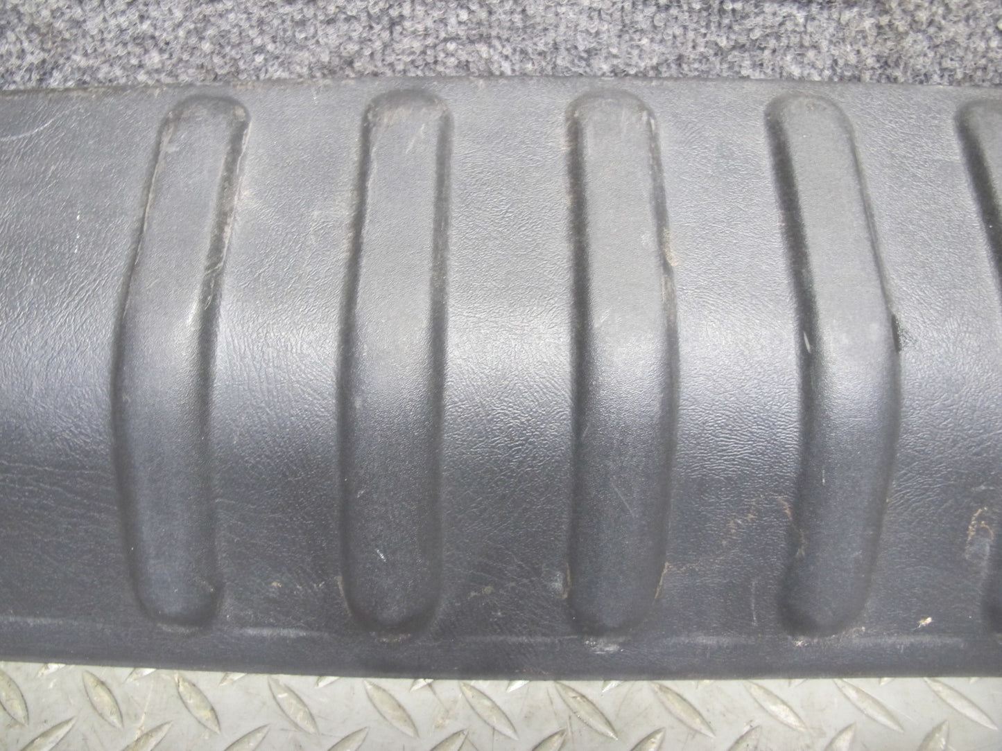 2005-2009 Hummer H2 Rear Trunk Loading Sill Scuff Trim Plate Panel