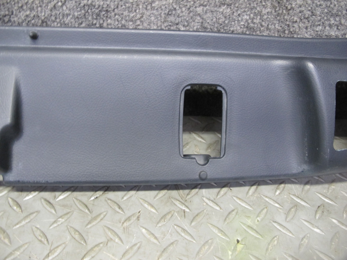 00-05 Toyota MR2 Spyder ZZW30L Rear Trunk Sill Trim Panel 64712-17040 OEM