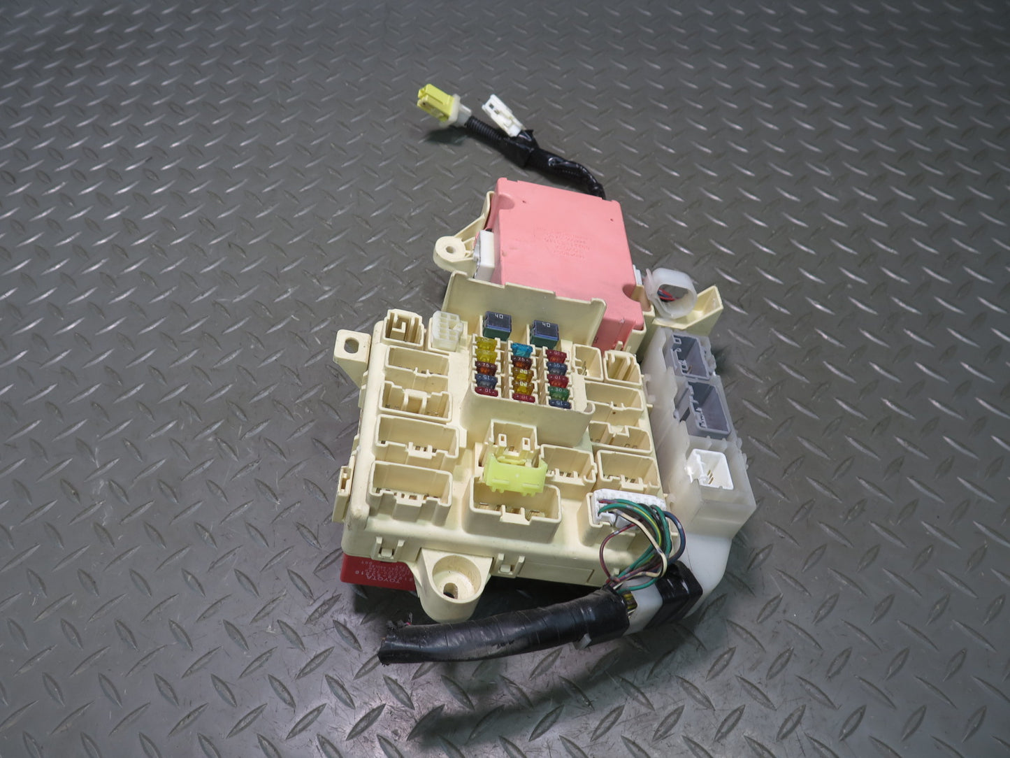 02-05 Lexus IS300 Dash Left Fuse Relay Box w MPX Control Module OEM