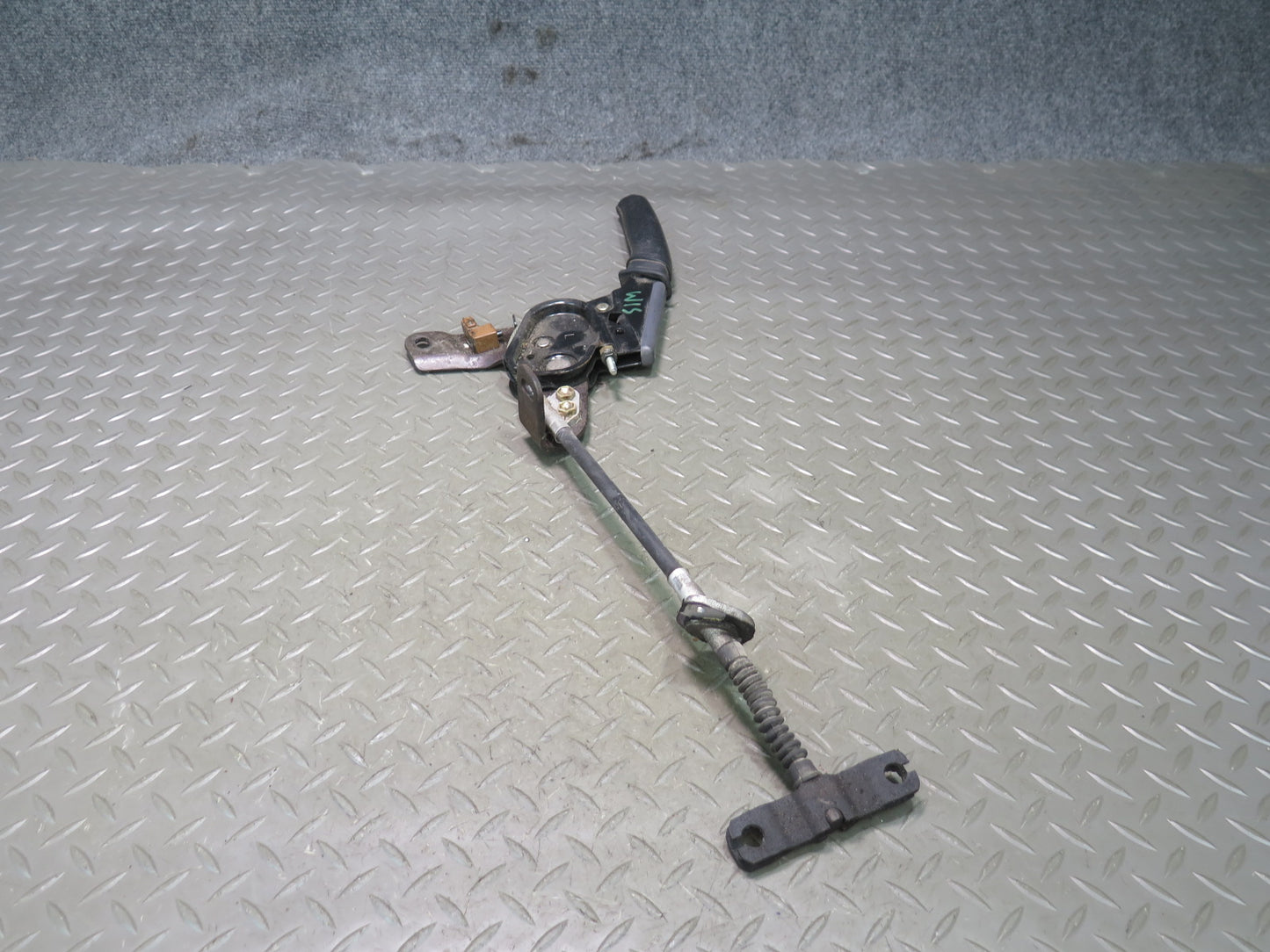 01-05 Lexus JCE10L IS300 Emergency Parking Hand Brake Handle w Boot Cover OEM