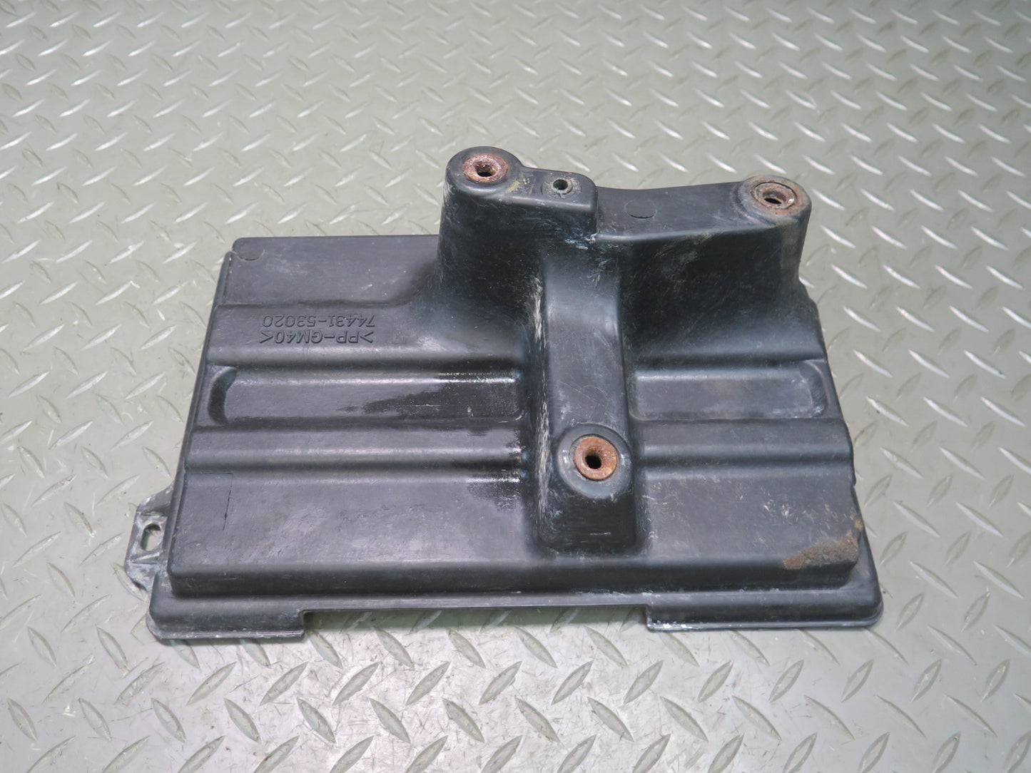 01-05 Lexus JCE10L IS300 Battery Tray Holder Bracket Set OEM