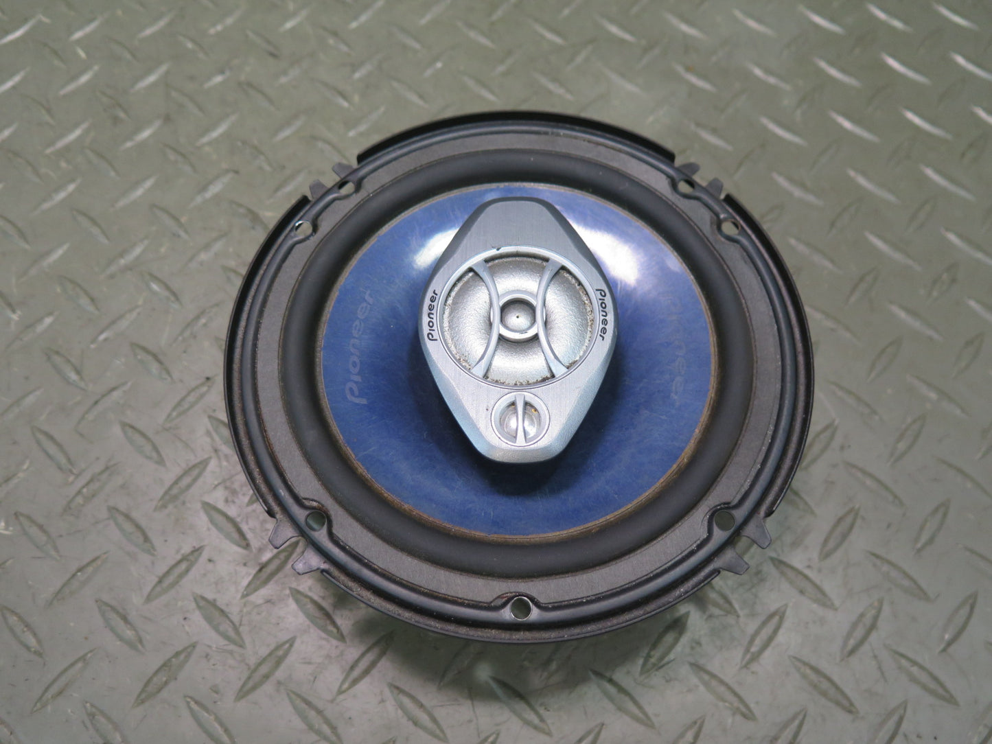 Set of 2 Pioneer TS-A1670R 6.5'' 180W 3-WAY Coaxial Speaker