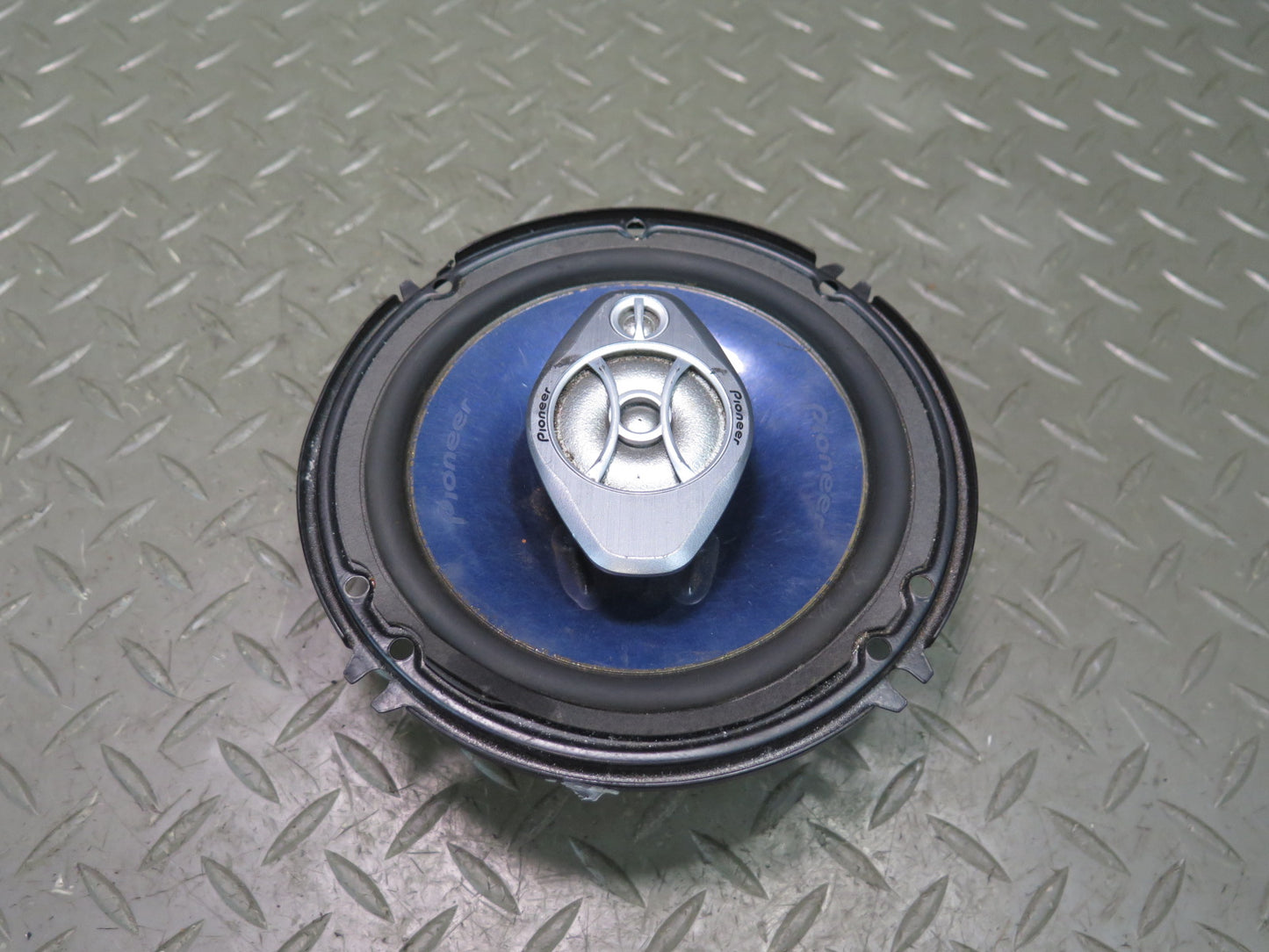 Set of 2 Pioneer TS-A1670R 6.5'' 180W 3-WAY Coaxial Speaker