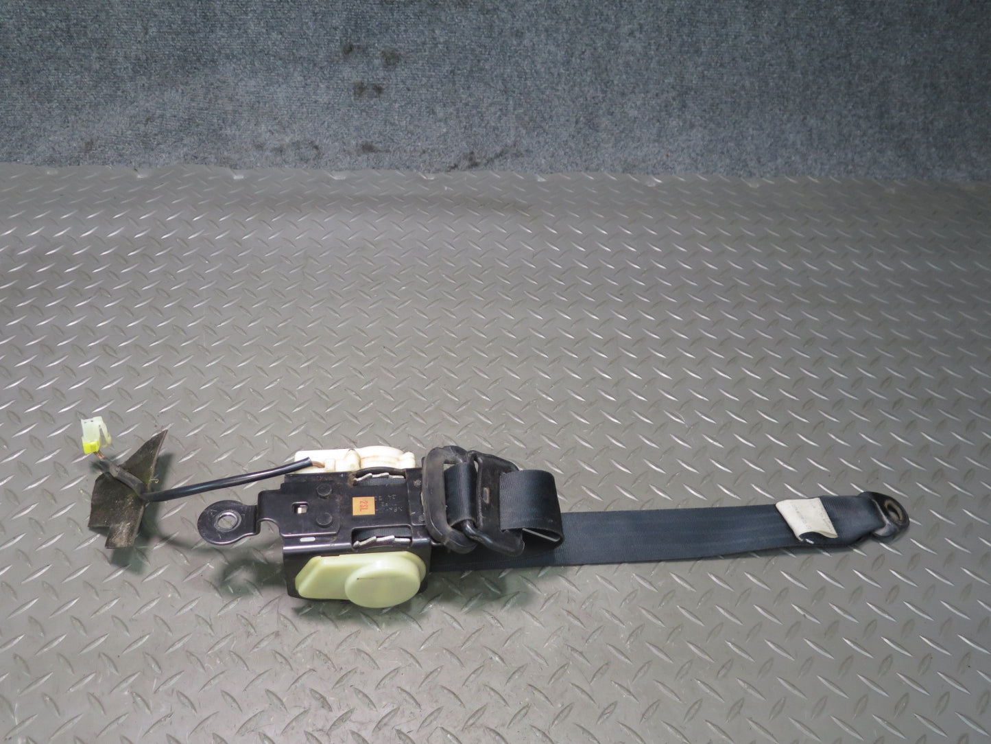 84-86 NISSAN 300ZX Z31 2-SEAT FRONT LEFT & RIGHT SIDE SEATBELT RETRACTOR SET OEM