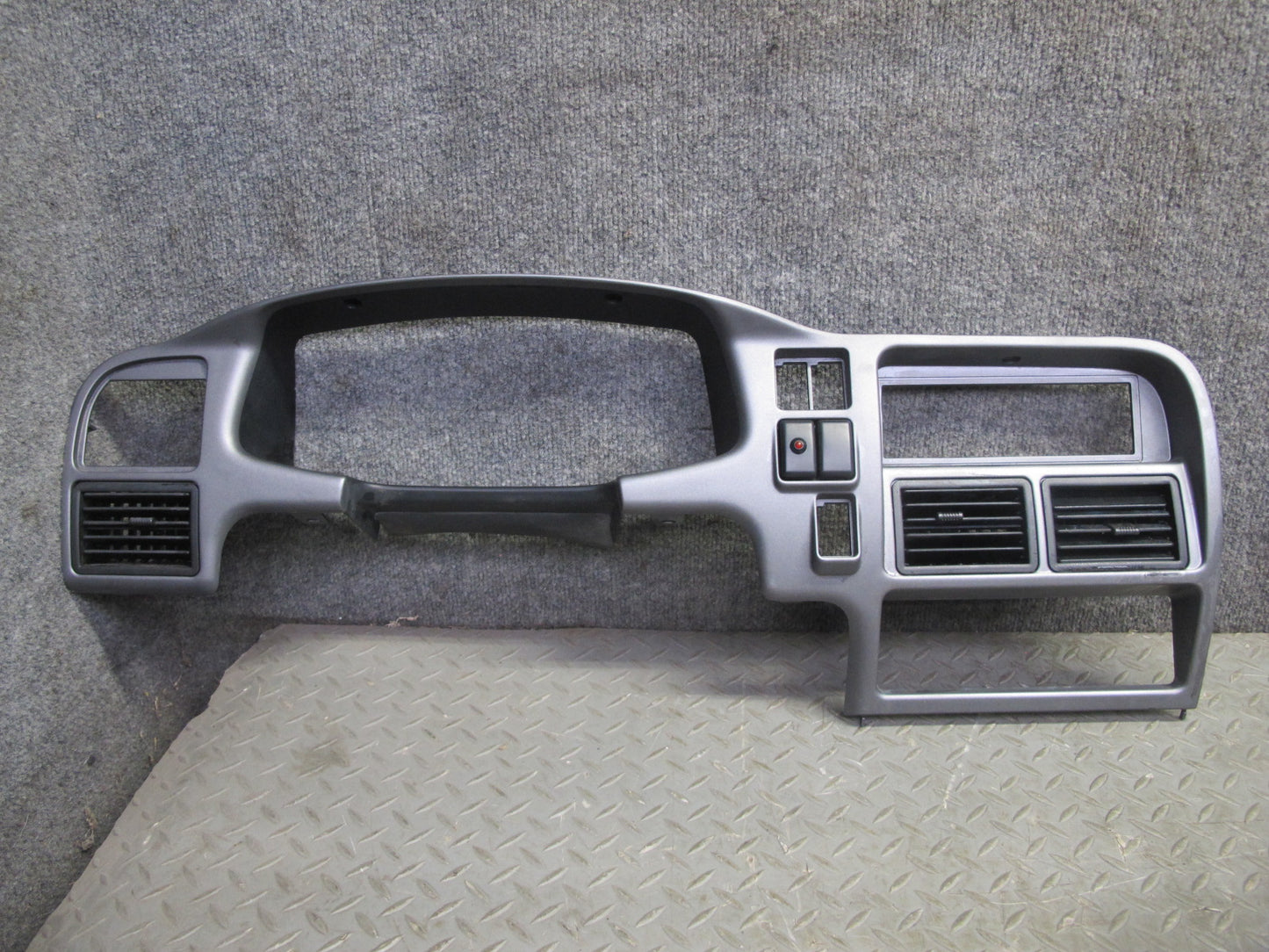 99-01 Isuzu Vehicross Dash Dashboard Cluster Radio Vent Trim Bezel Panel OEM