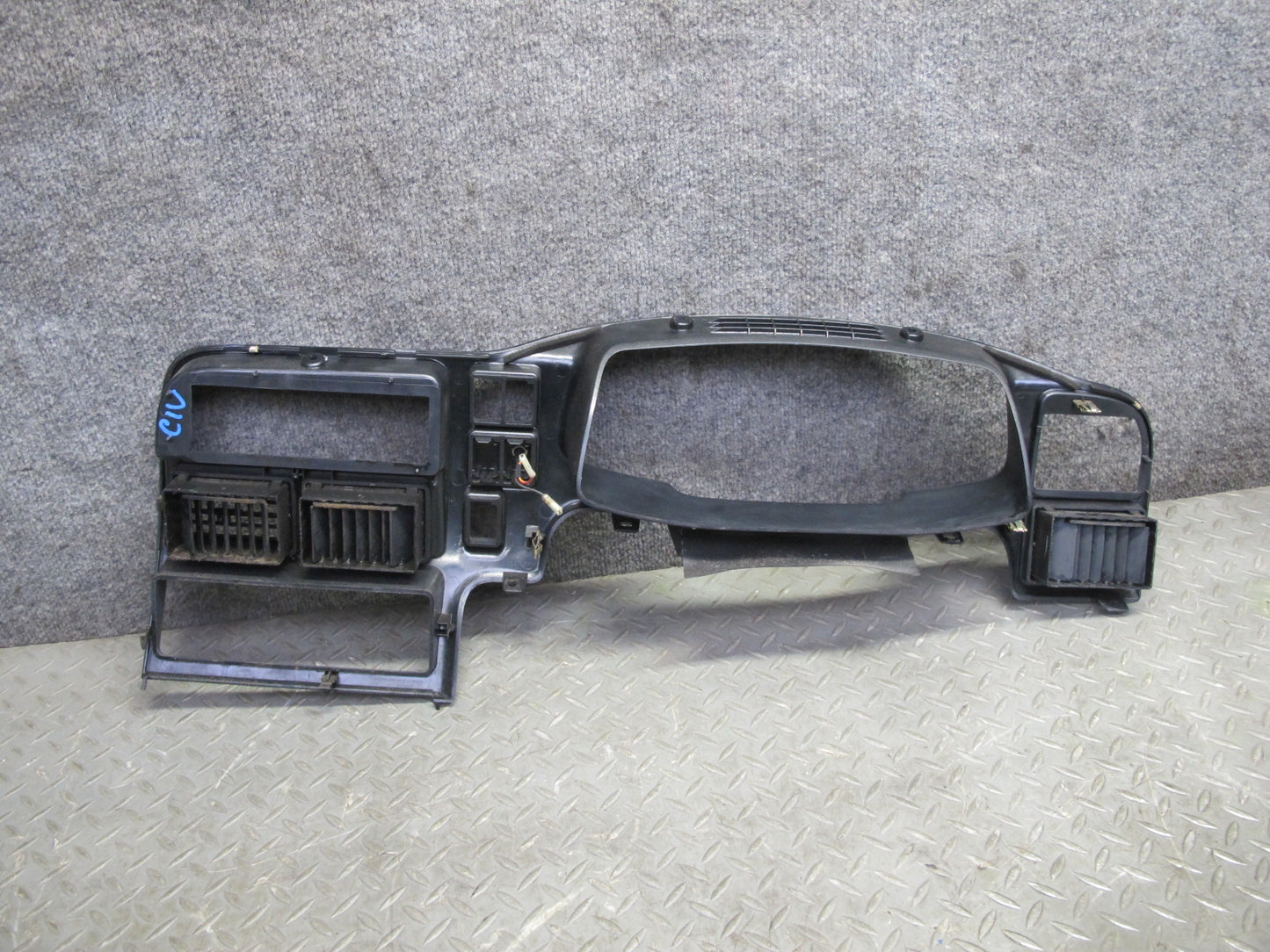 99-01 Isuzu Vehicross Dash Dashboard Cluster Radio Vent Trim Bezel Panel OEM