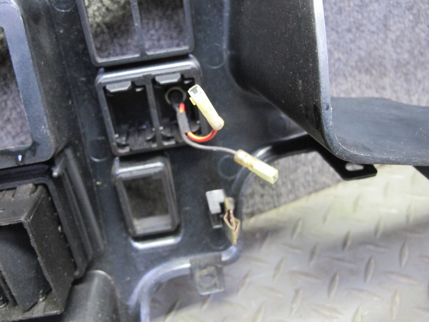 99-01 Isuzu Vehicross Dash Dashboard Cluster Radio Vent Trim Bezel Panel OEM