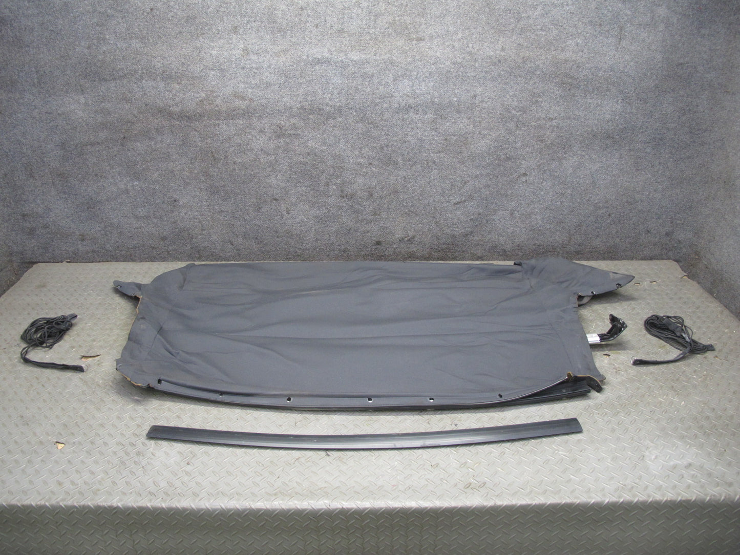 10-19 Nissan 370Z Z34 Convertible Inner Soft TOP Cover w BOW & Retainer Set OEM