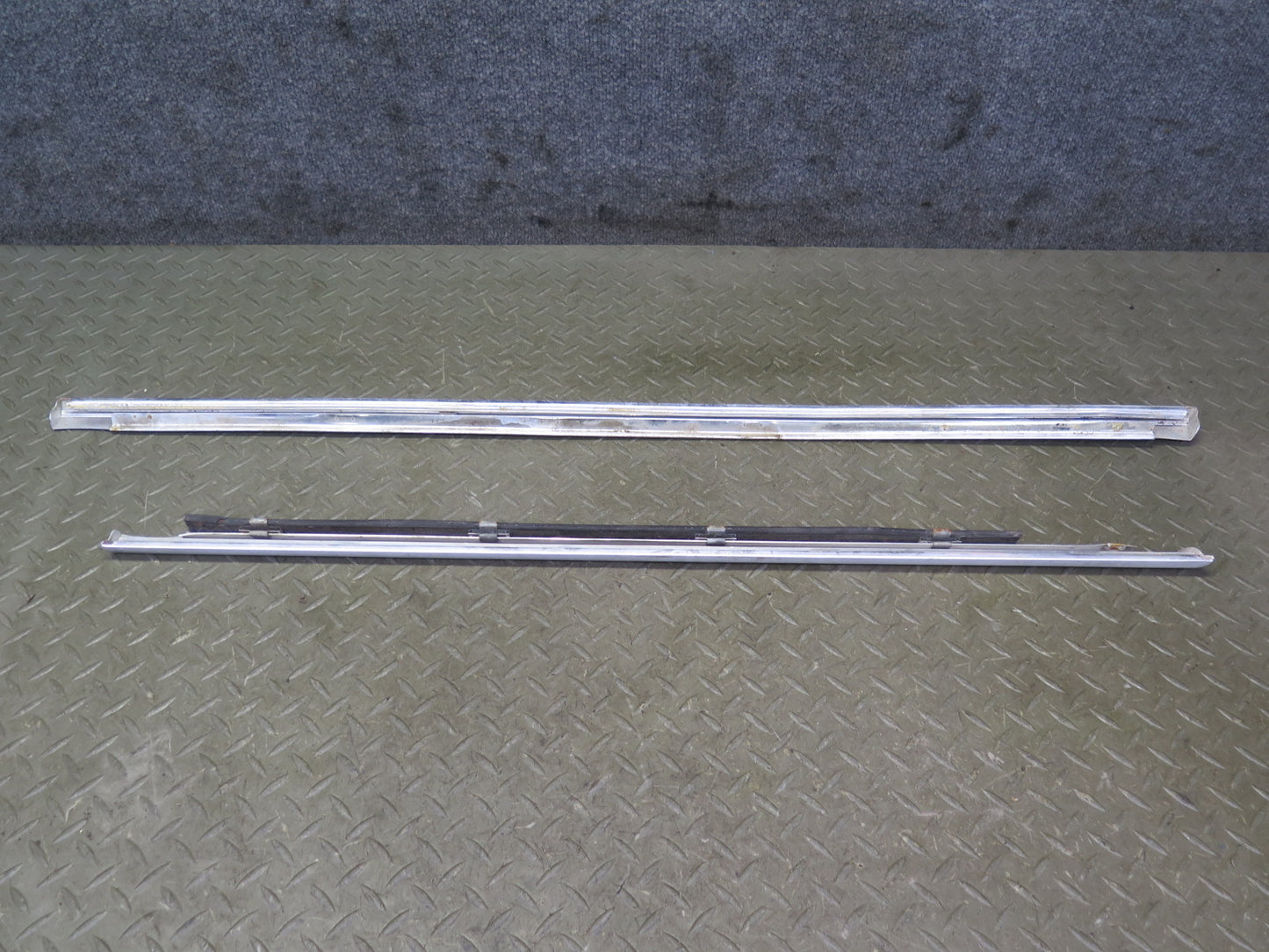 75-76 Mercedes W115 Set of 6 Front & Rear Left Exterior Door Molding OEM