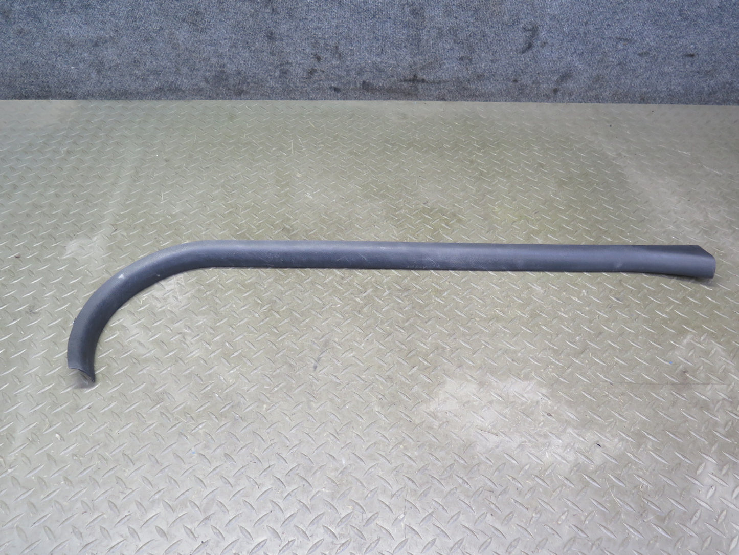03-09 Nissan Z33 350Z Left & Right Door Inner Scuff Step Sill Plate Trim Set OEM