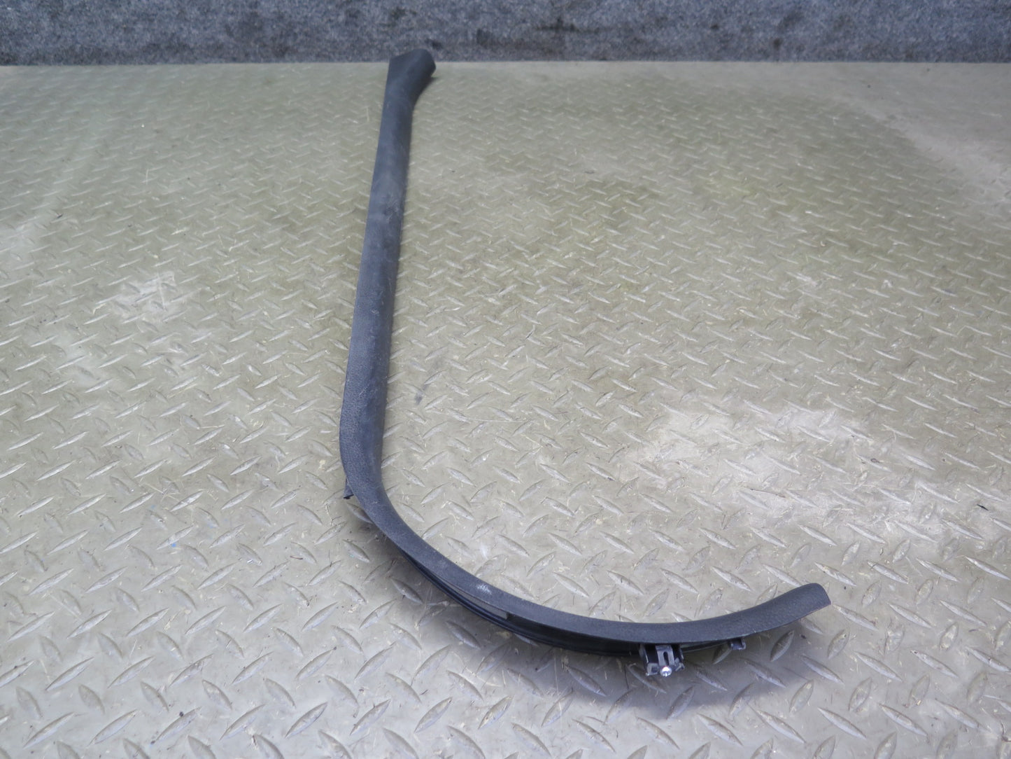 03-09 Nissan Z33 350Z Left & Right Door Inner Scuff Step Sill Plate Trim Set OEM