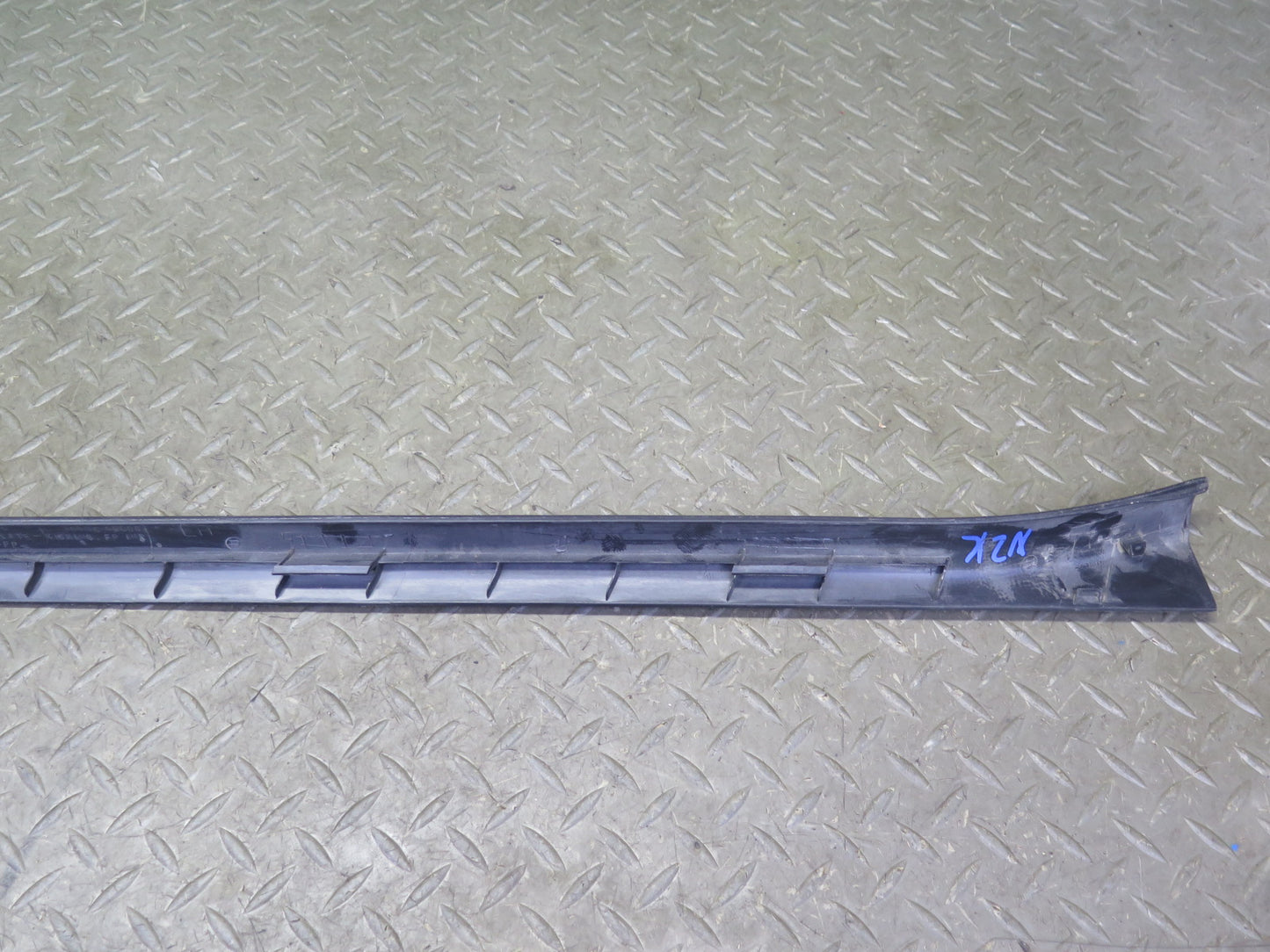 03-09 Nissan Z33 350Z Left & Right Door Inner Scuff Step Sill Plate Trim Set OEM